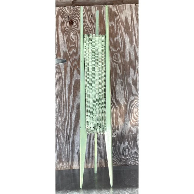 Vintage Coastal Mid-Century Modern Woven Rattan Table Lamp - Detail view