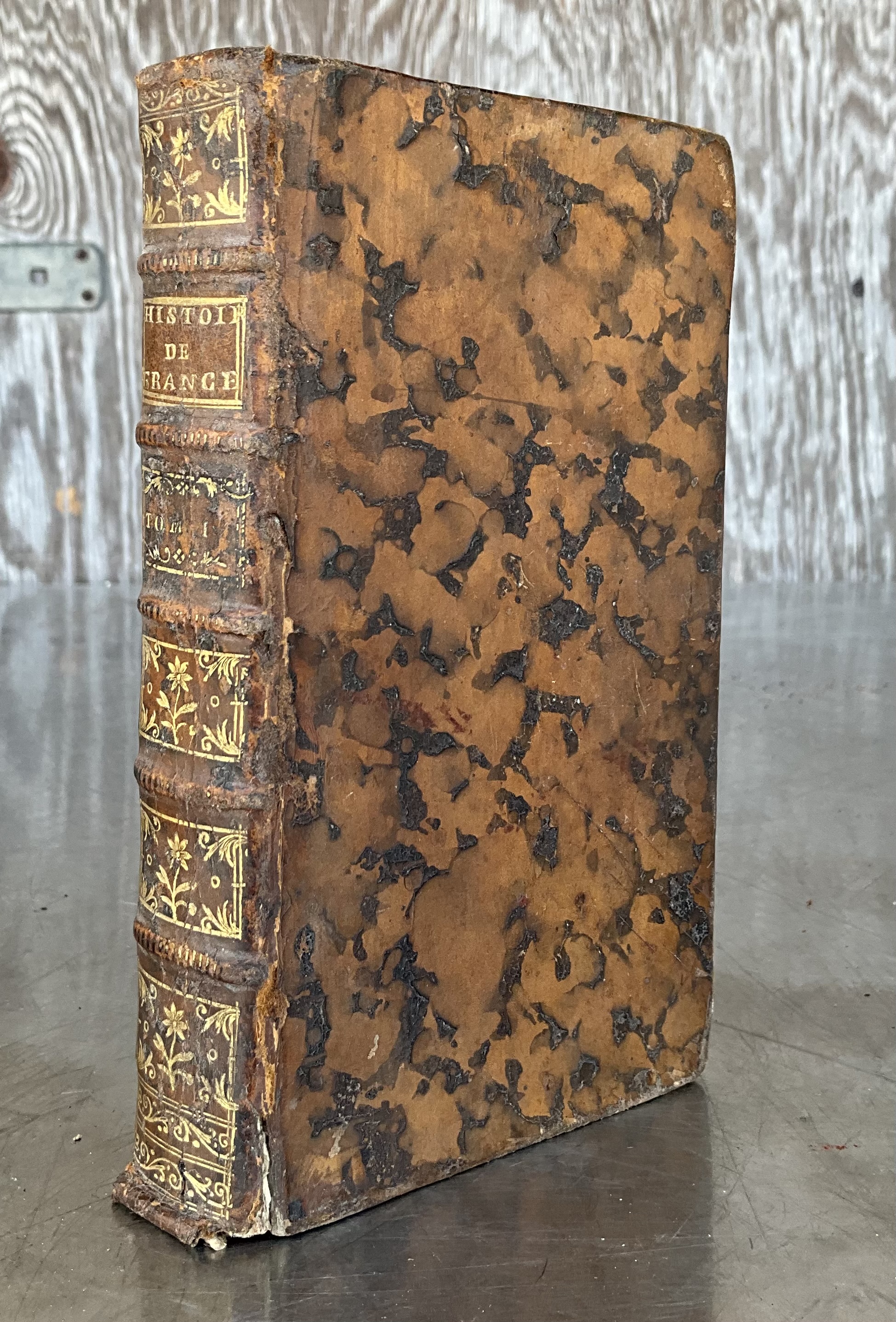 Vintage Histoire De France (1760s) - Top view