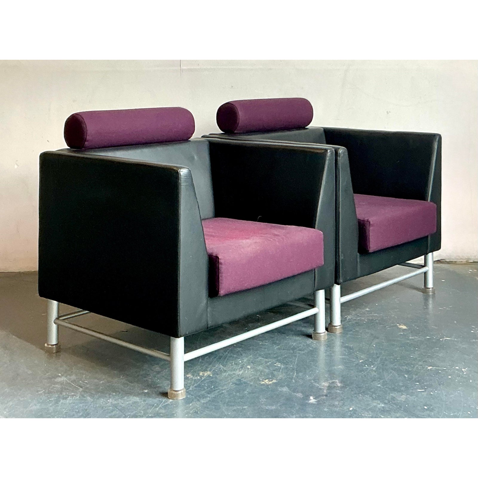 Vintage Boho Ettore Sottsass for Knoll Lounge Chairs - A Pair - Detail view