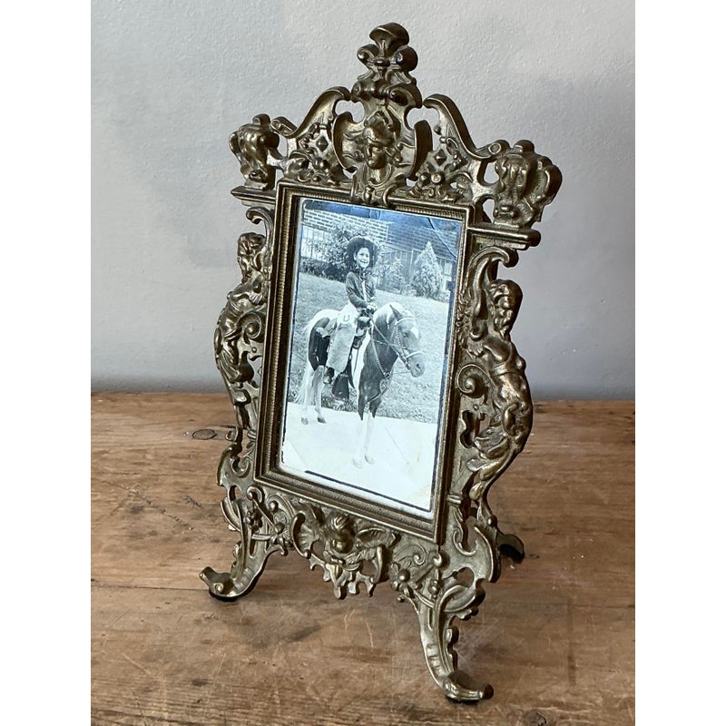 Vintage Boho Brass Gladiator Frame - Detail view