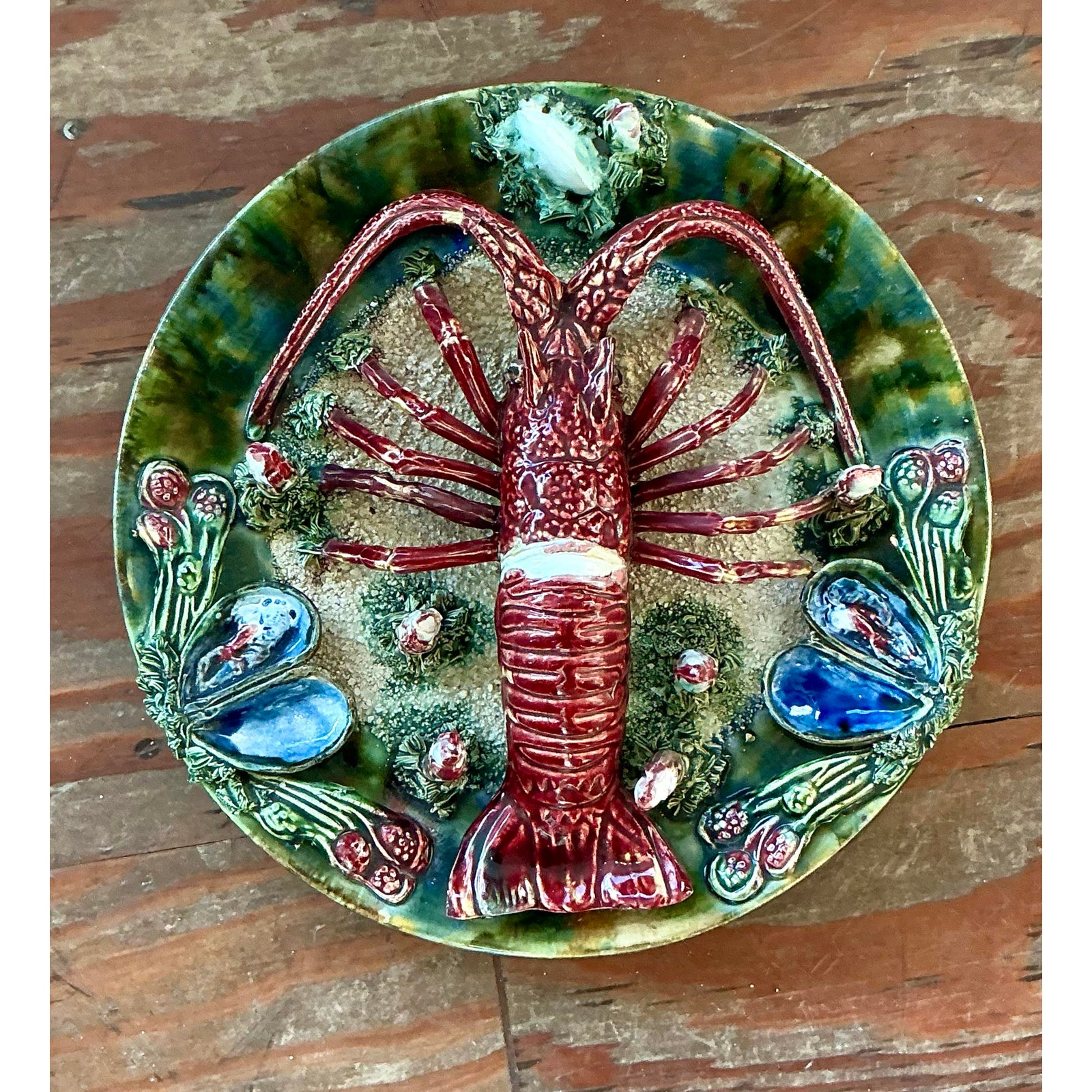 Vintage Regency French Majolica Lobster Plate - Detail view
