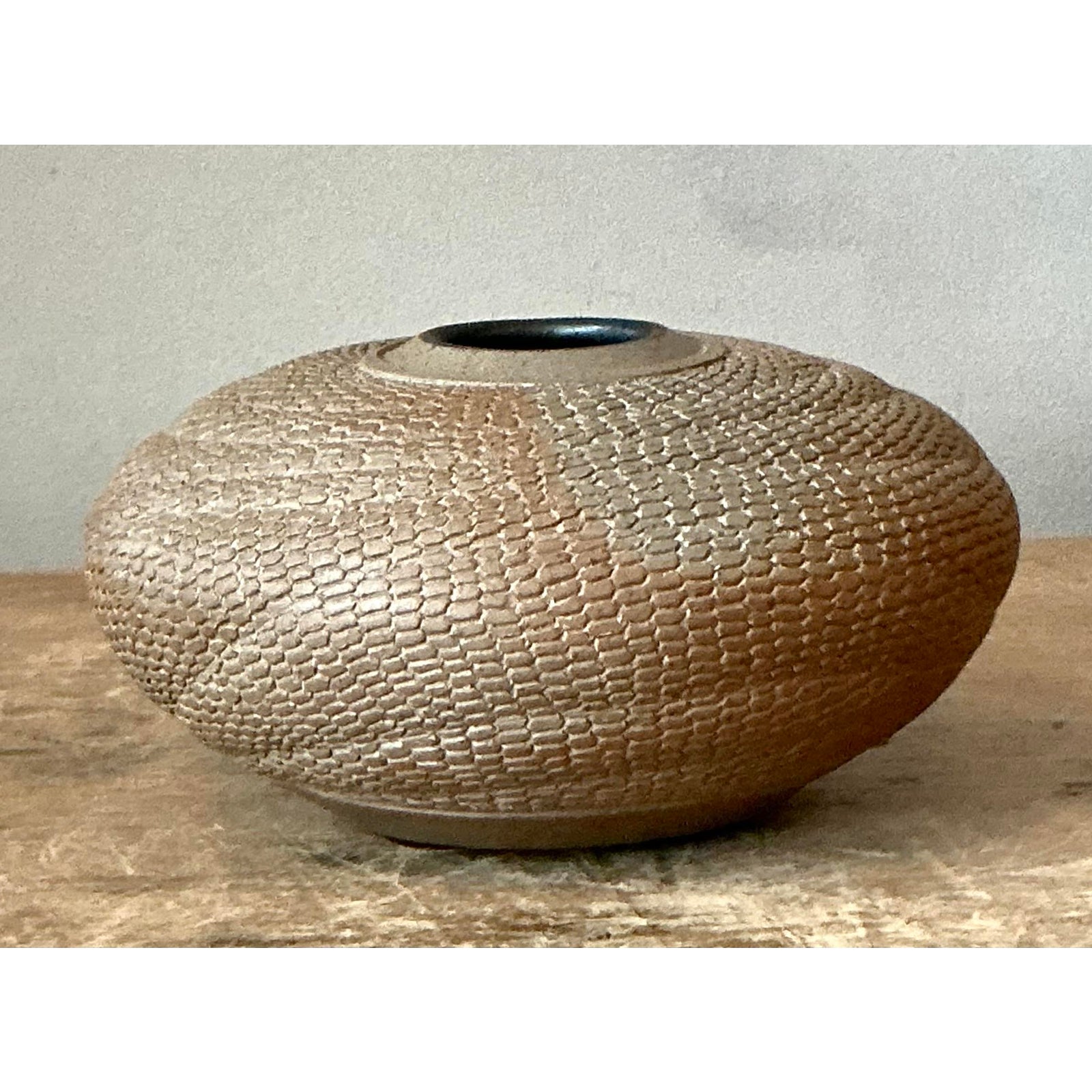 Vintage Boho Snake Skin Original Studio Pottery Vase - Detail view