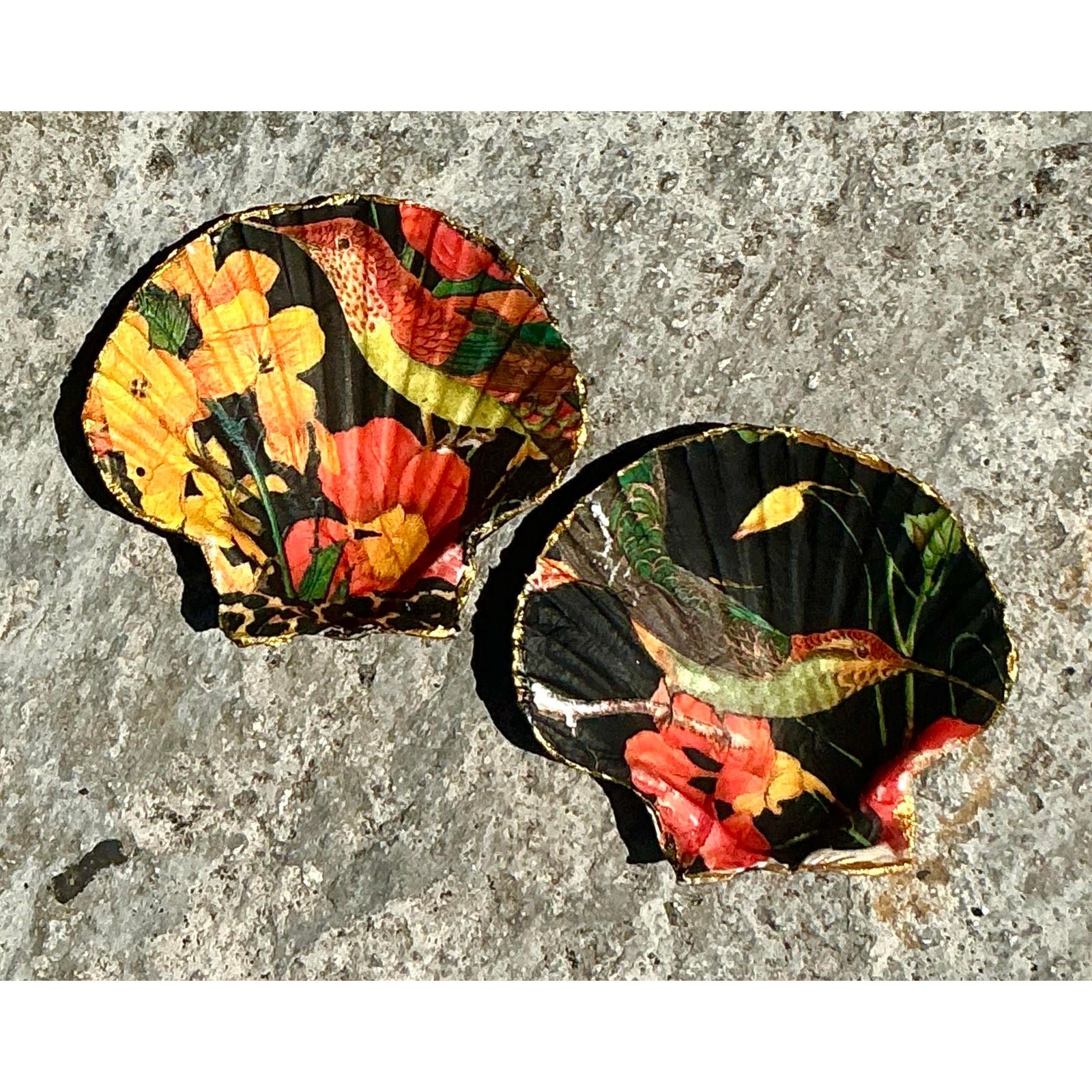 Vintage Boho Decoupage Oyster Shells - Set of 2 - Synthetic, 3.75W x 1H - Detail view