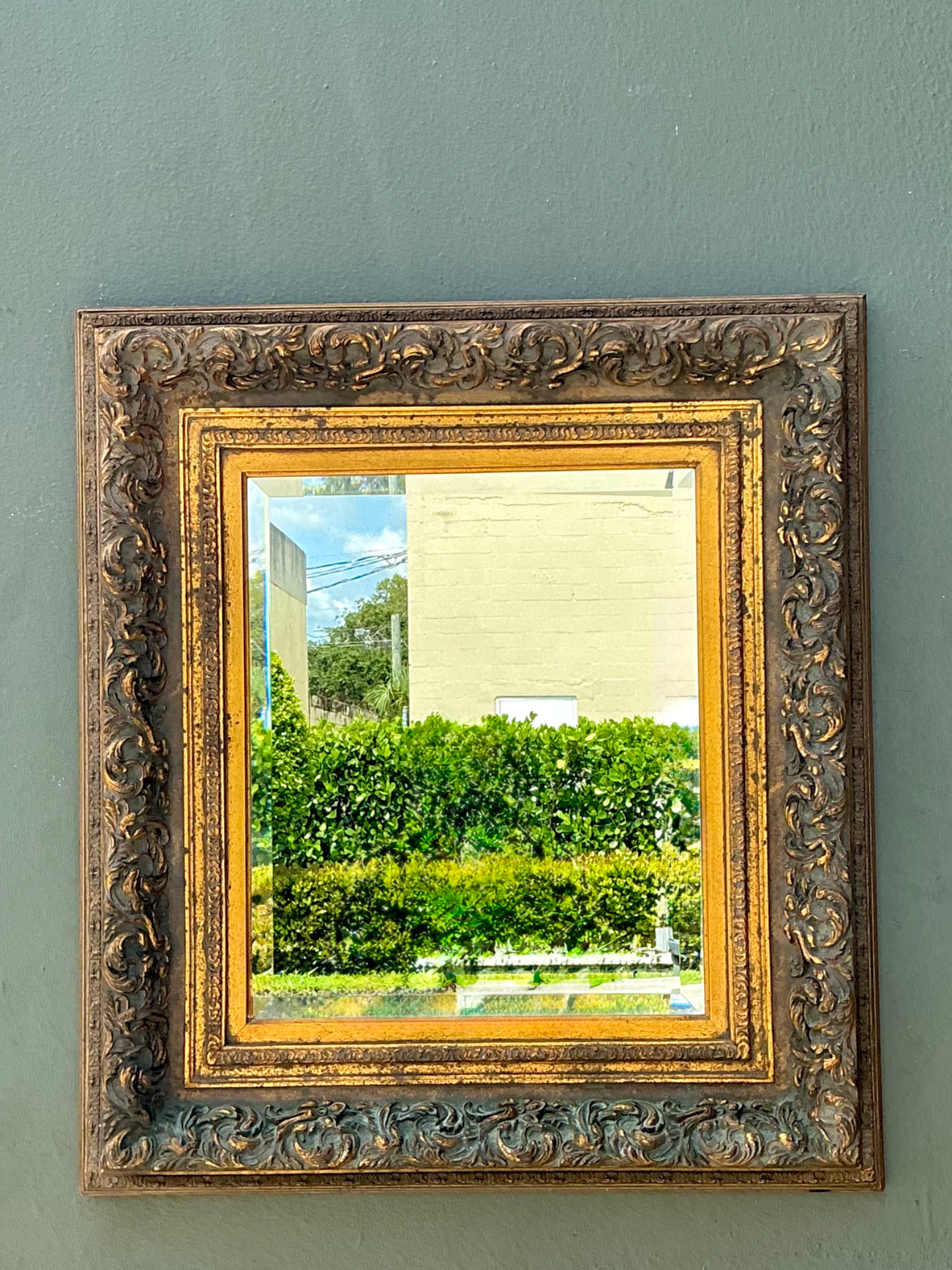 Vintage Ornate Gold and Wood Frame Mirror - Detail view