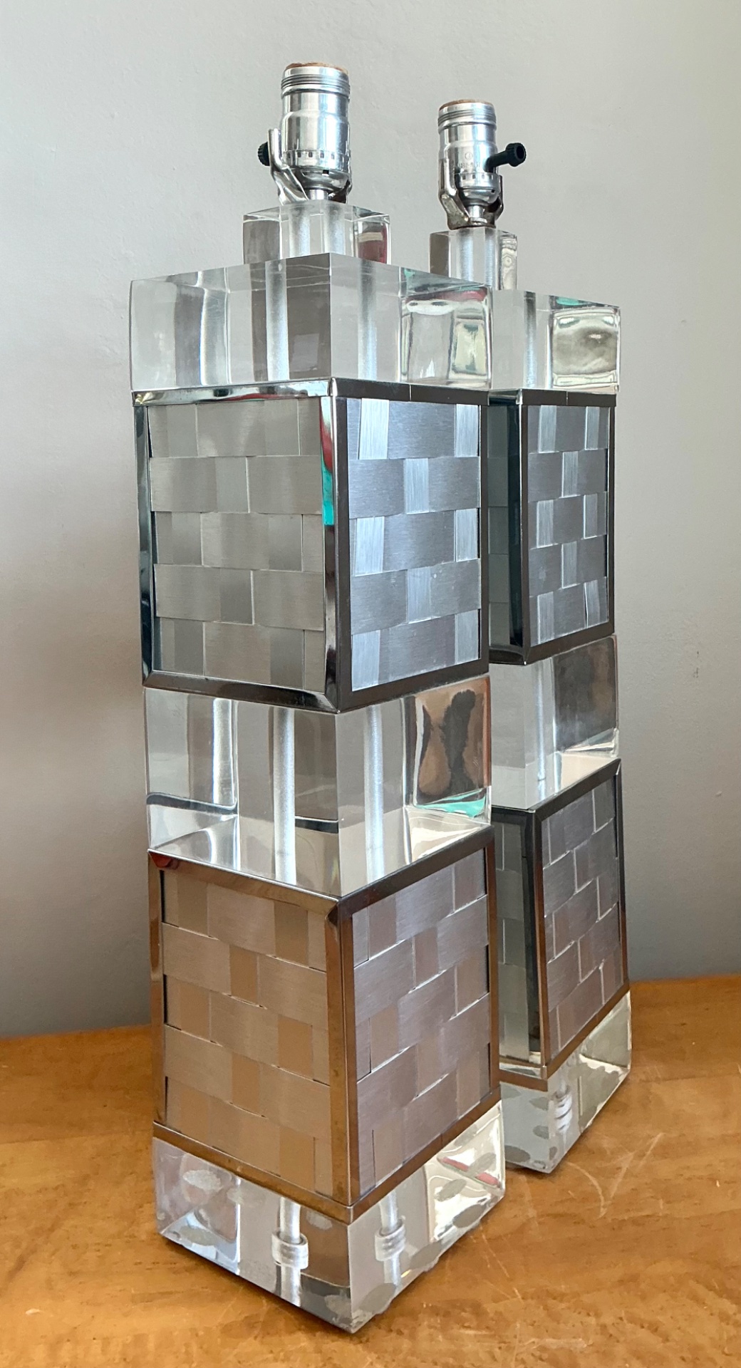 Vintage Geometric Lucite Table Lamps - Set of 2 - Detail view