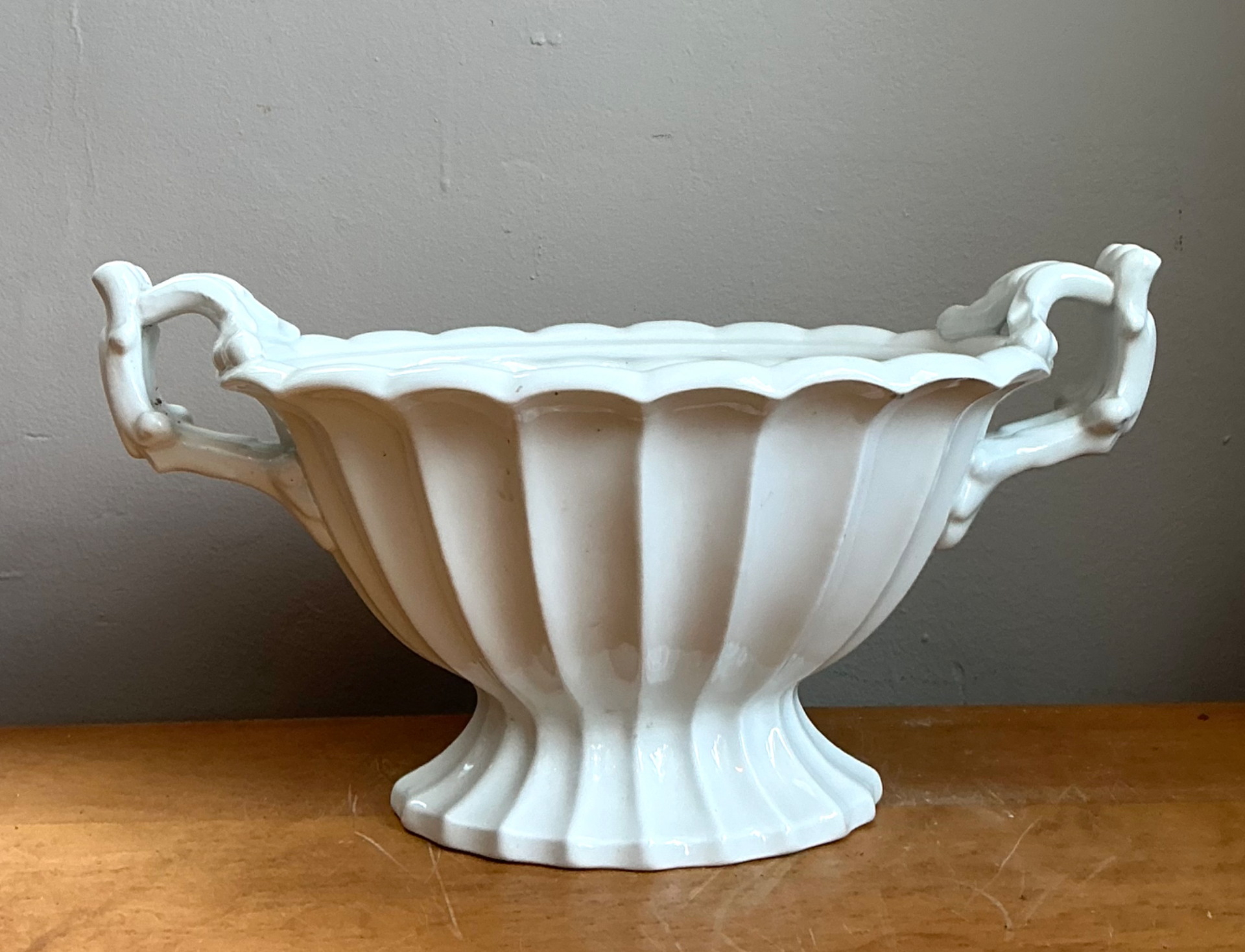 Ironstone Fluted Ceramic Footed Orchid Bowl - Top view