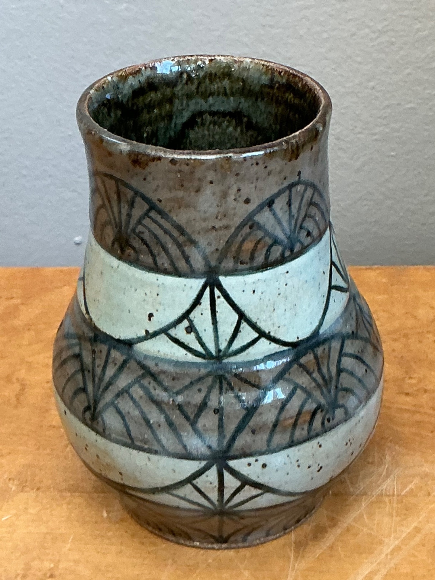 Vintage Handcrafted Geometric Ceramic Vase - Back view