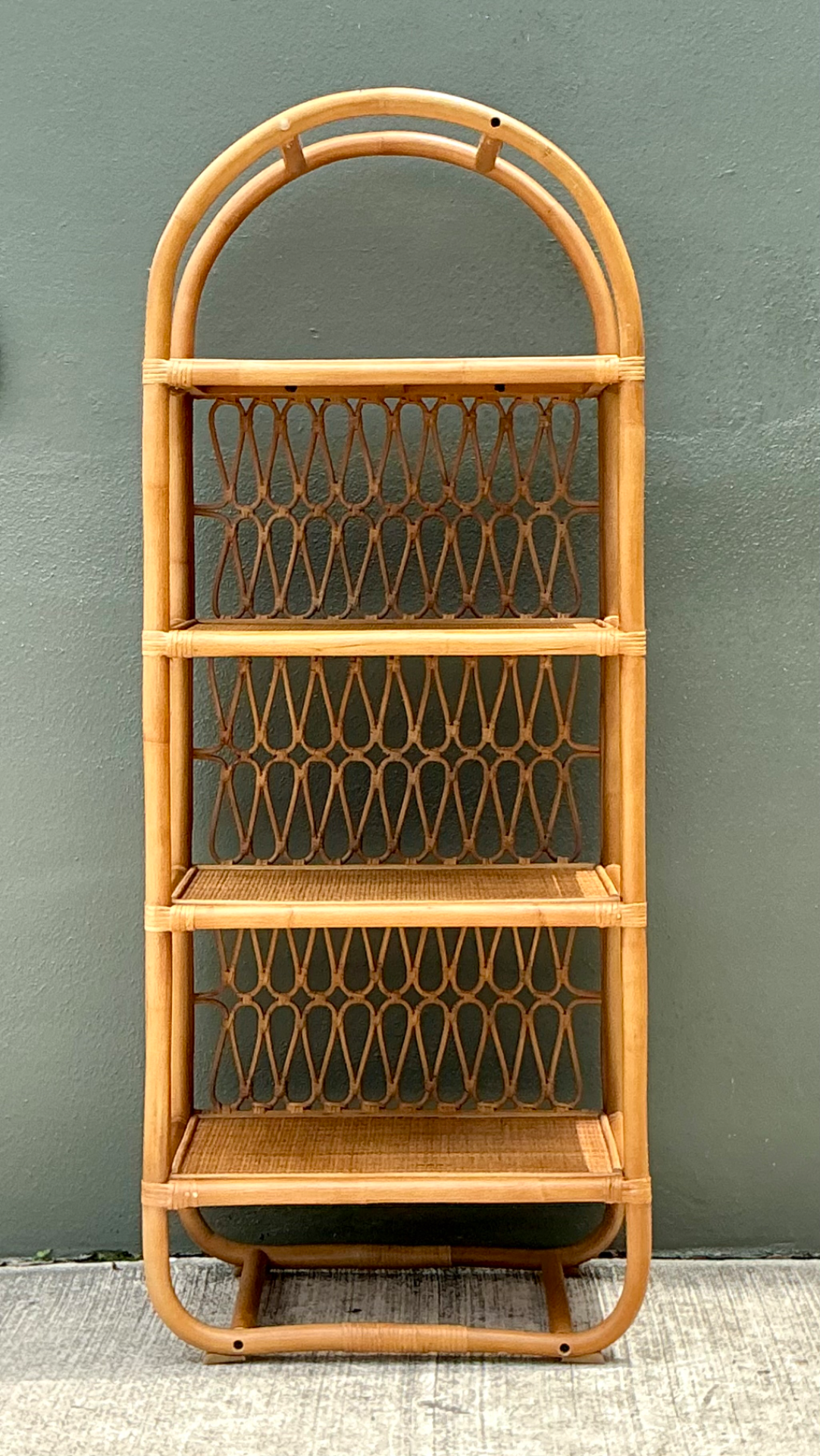 Vintage Arched Rattan Etagere - Top view