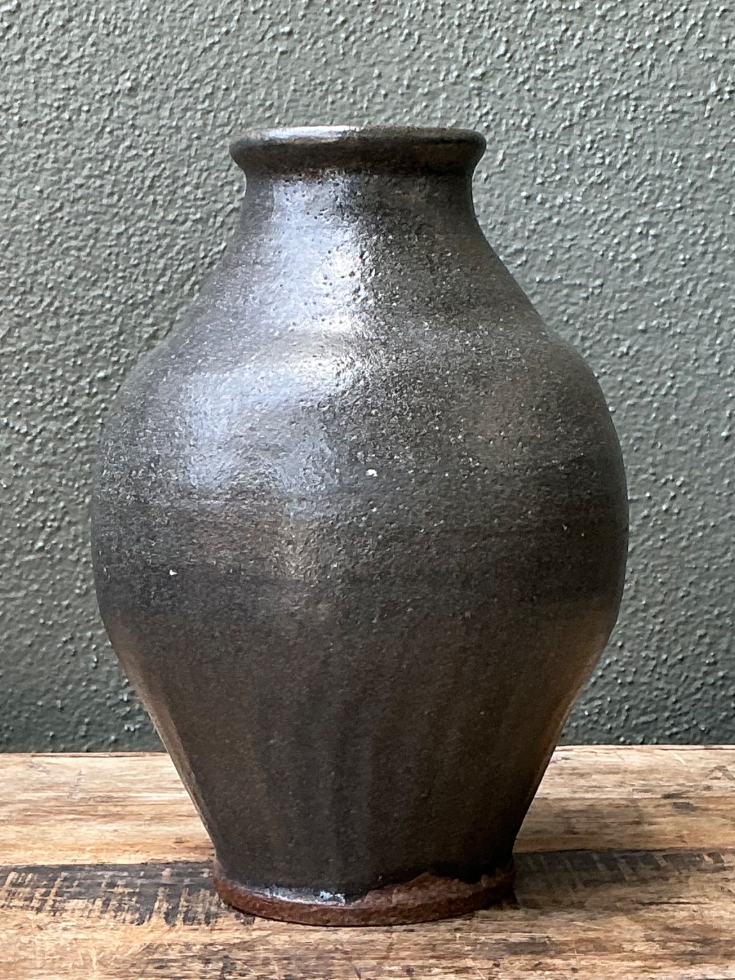 Vintage Handcrafted Stoneware Vase - Detail view