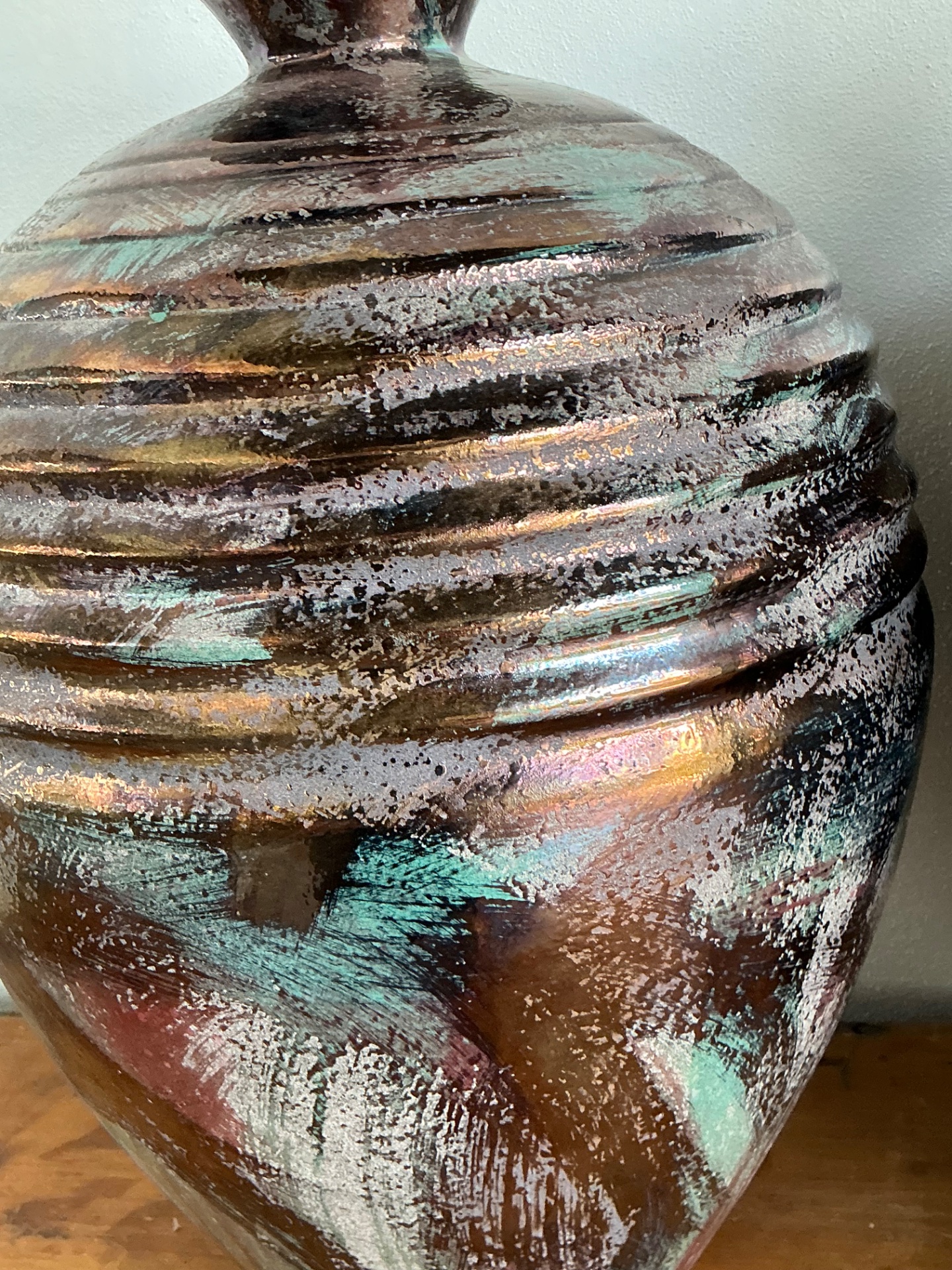 Vintage Glazed Metallic Ceramic Lamps - Set of 2 - Back view