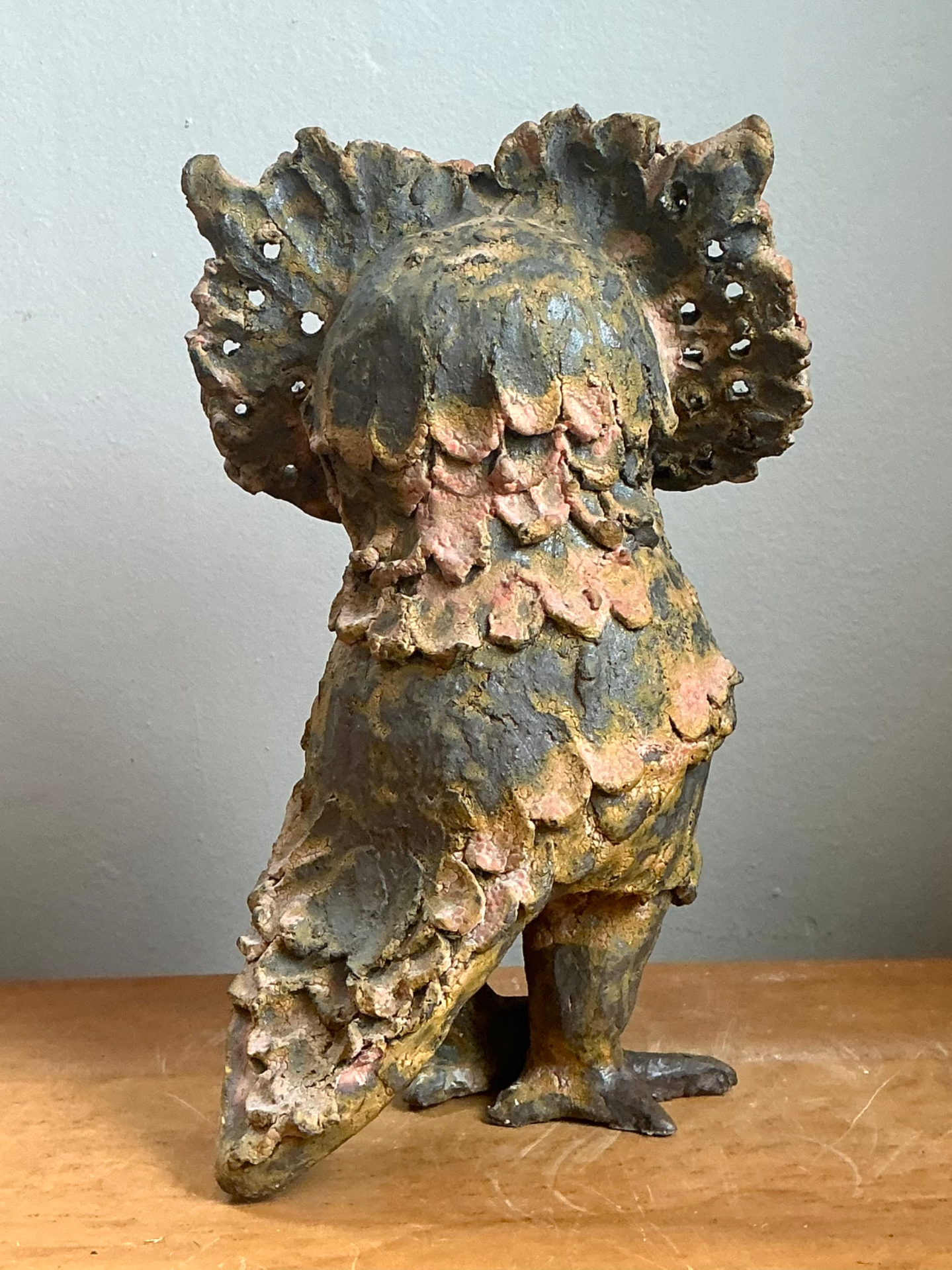 Vintage Handcrafted Ceramic Owl Sculpture - Detail view