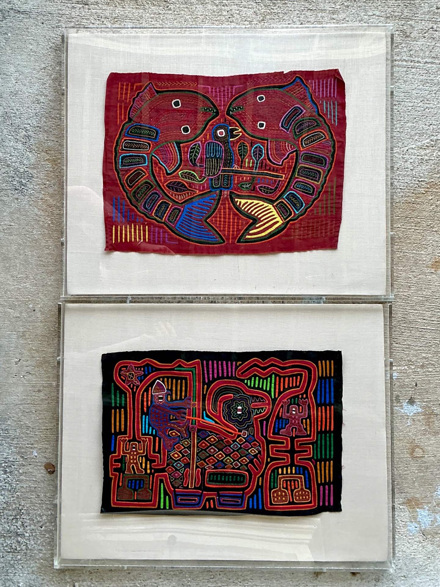 Vintage Lucite Boxed Mola Textile Art - Pair - Detail view