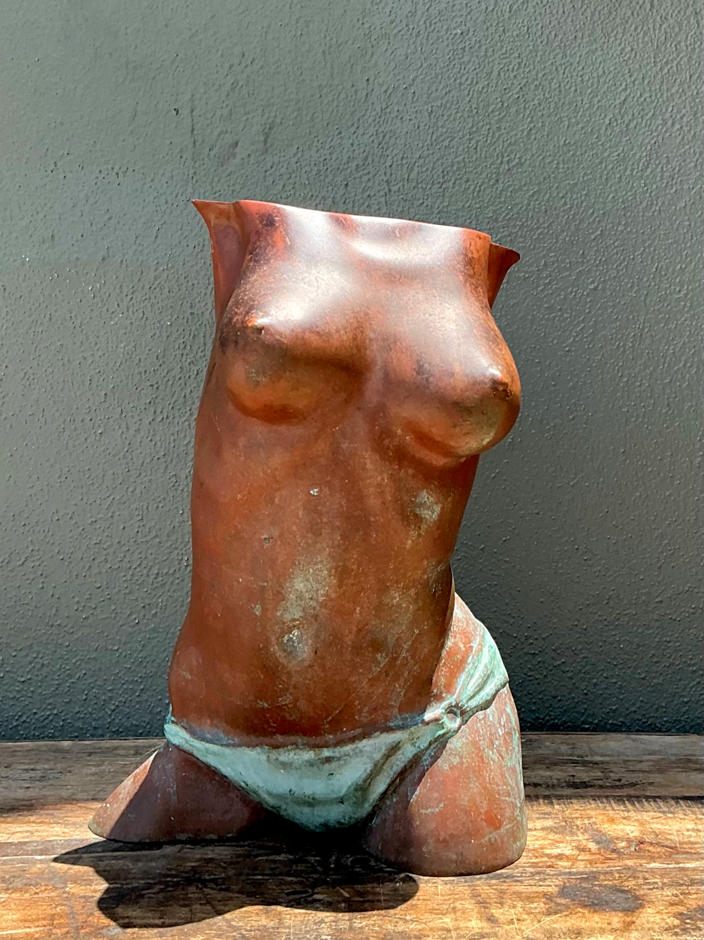 Vintage Figurative Bronze Sculpture - Detail view