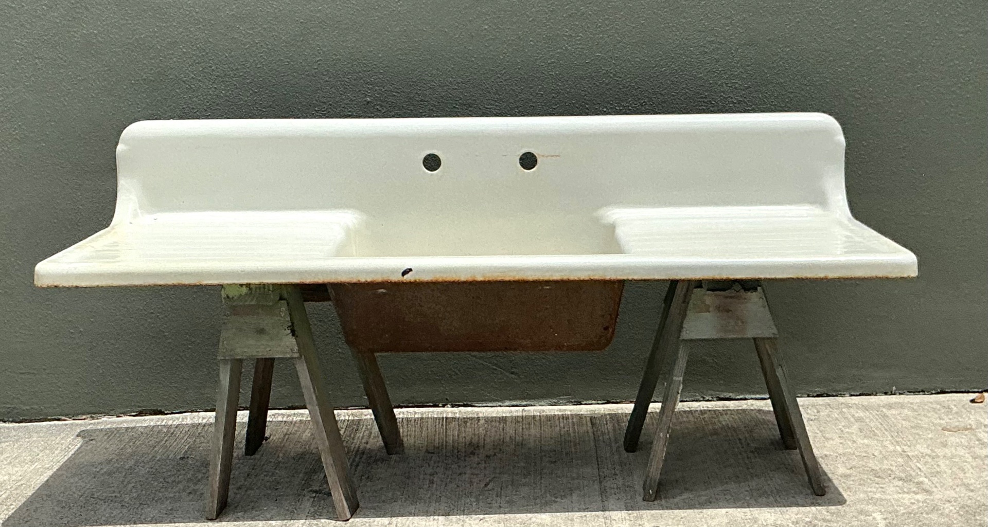 Vintage Porcelain Farmhouse Sink - Side view