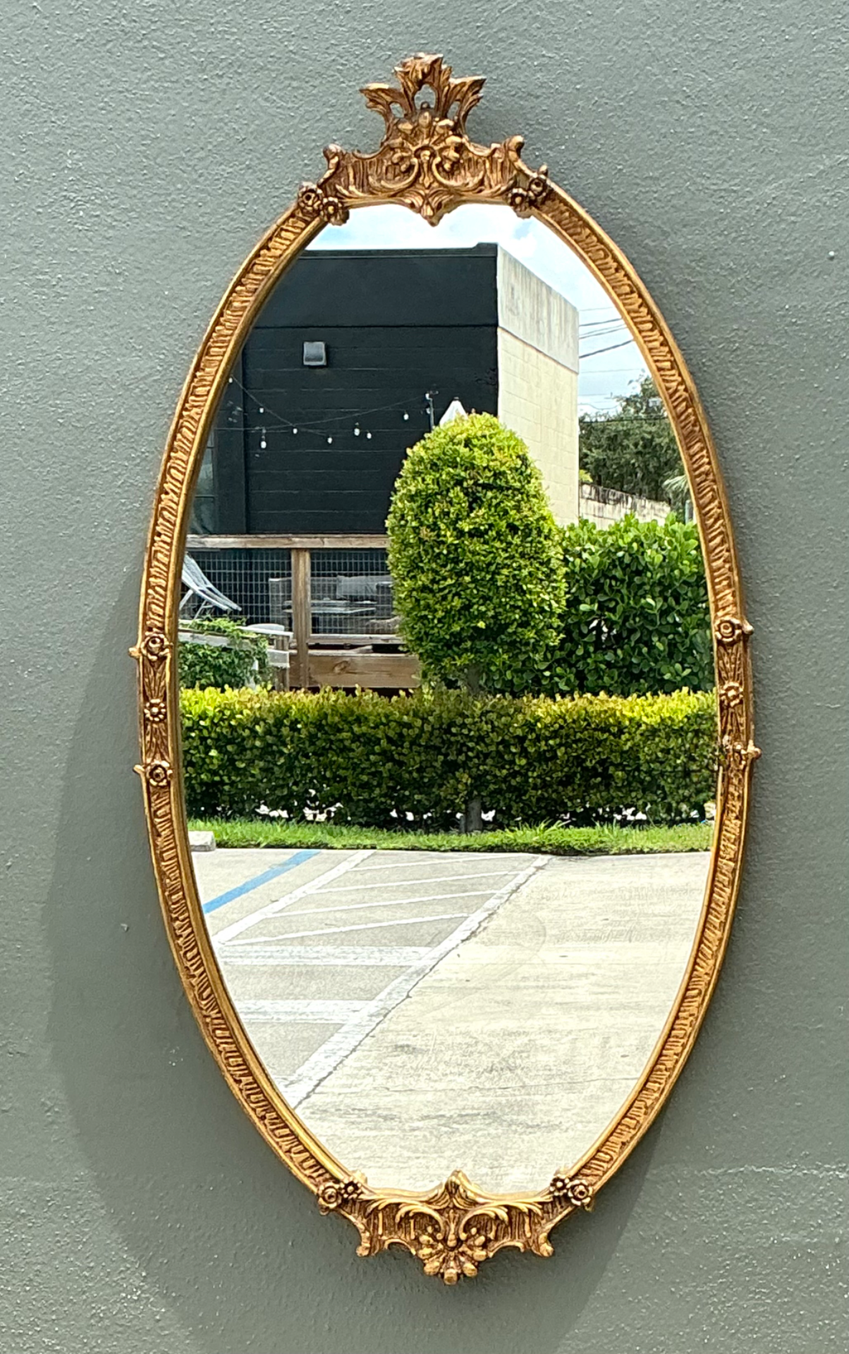 Vintage Rococo Style Gold Frame Mirror - Detail view