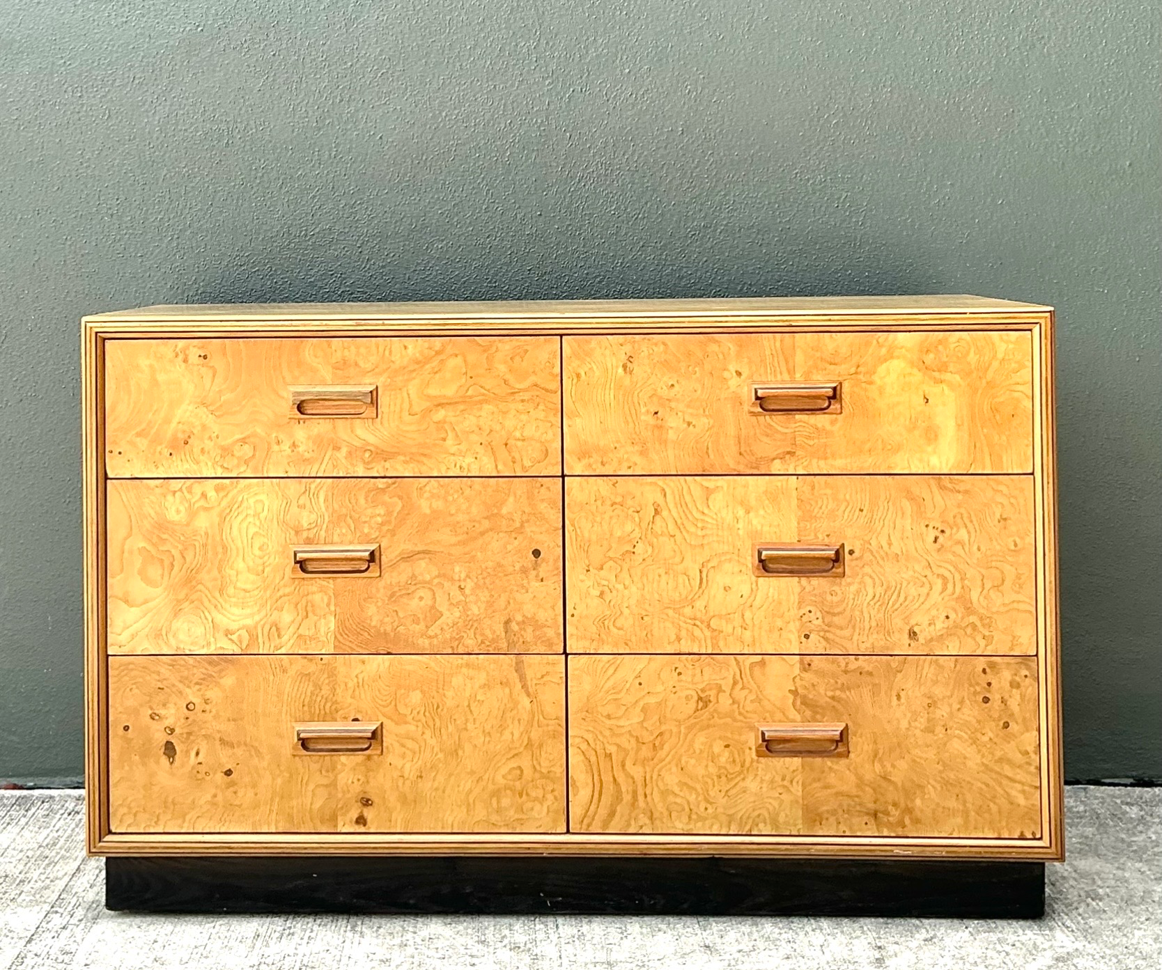 Vintage Henredon “Scene Two” Burl Wood Six-Drawer Dresser - Top view