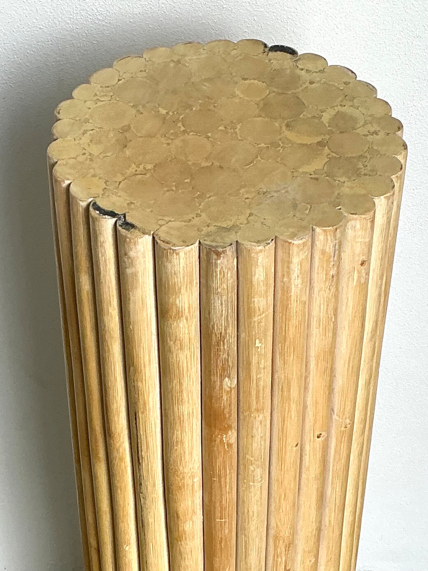 Vintage Ribbed Wood And Rattan Medium Pedestal - Side view