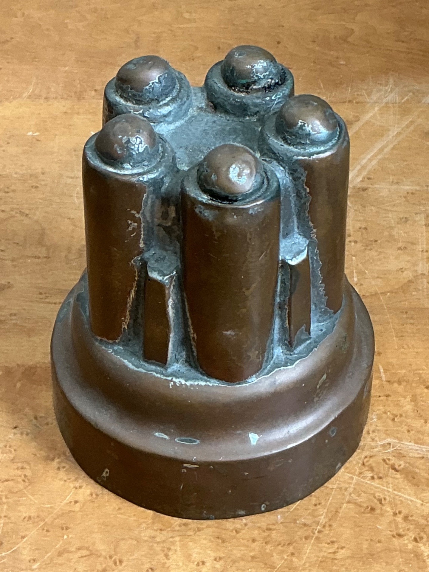 Vintage Copper Over Tin Jelly Mold - Detail view