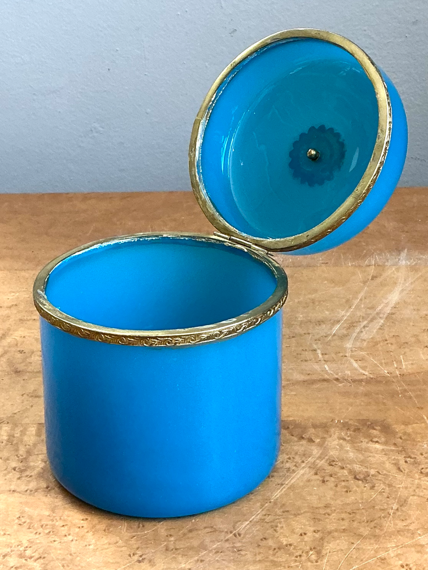 Vintage French Opaline Round Box - Top view