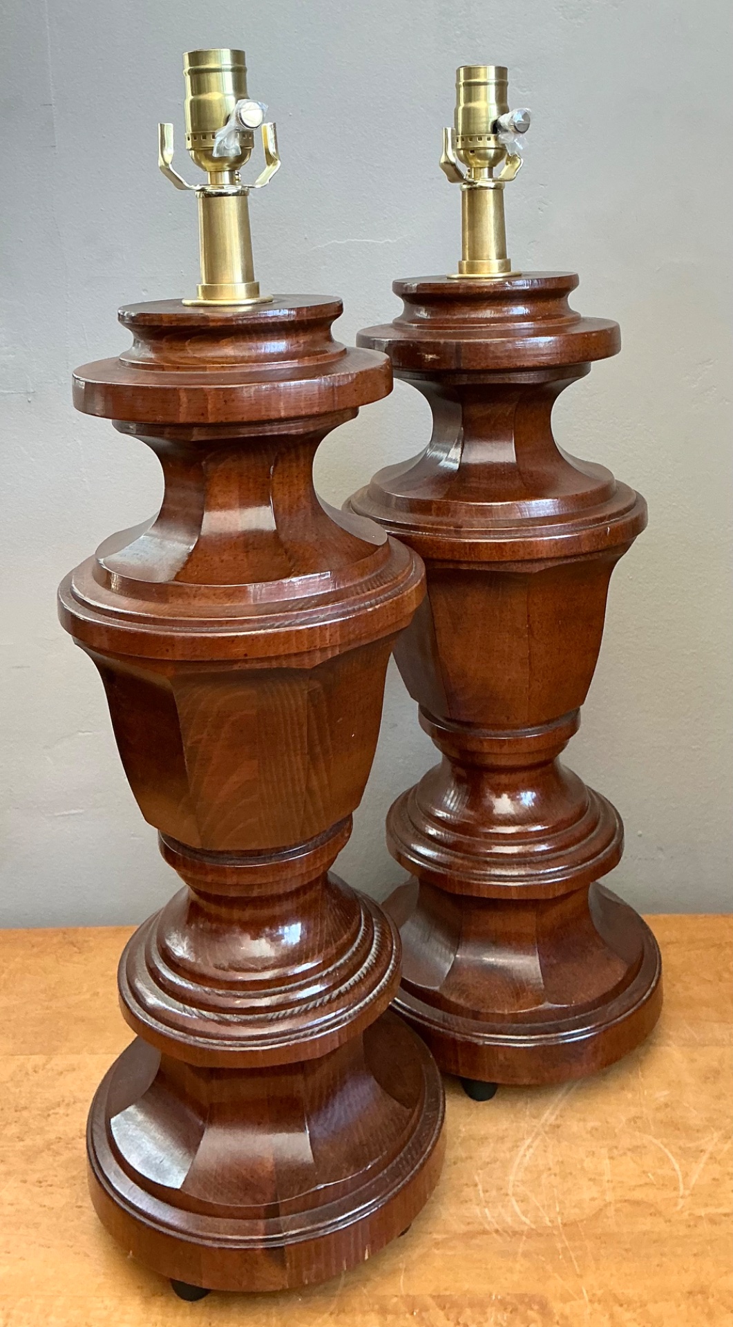 Vintage Faceted Wood Lamps - A Pair - Detail view