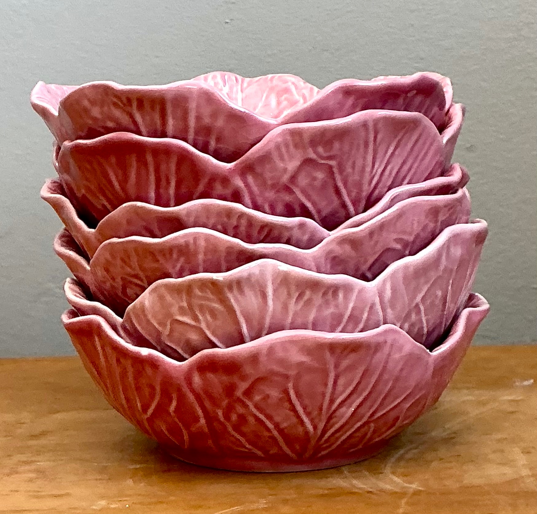 Vintage Bordallo Pinheiro Pink Cabbage Bowls - Set Of 6 - Top view