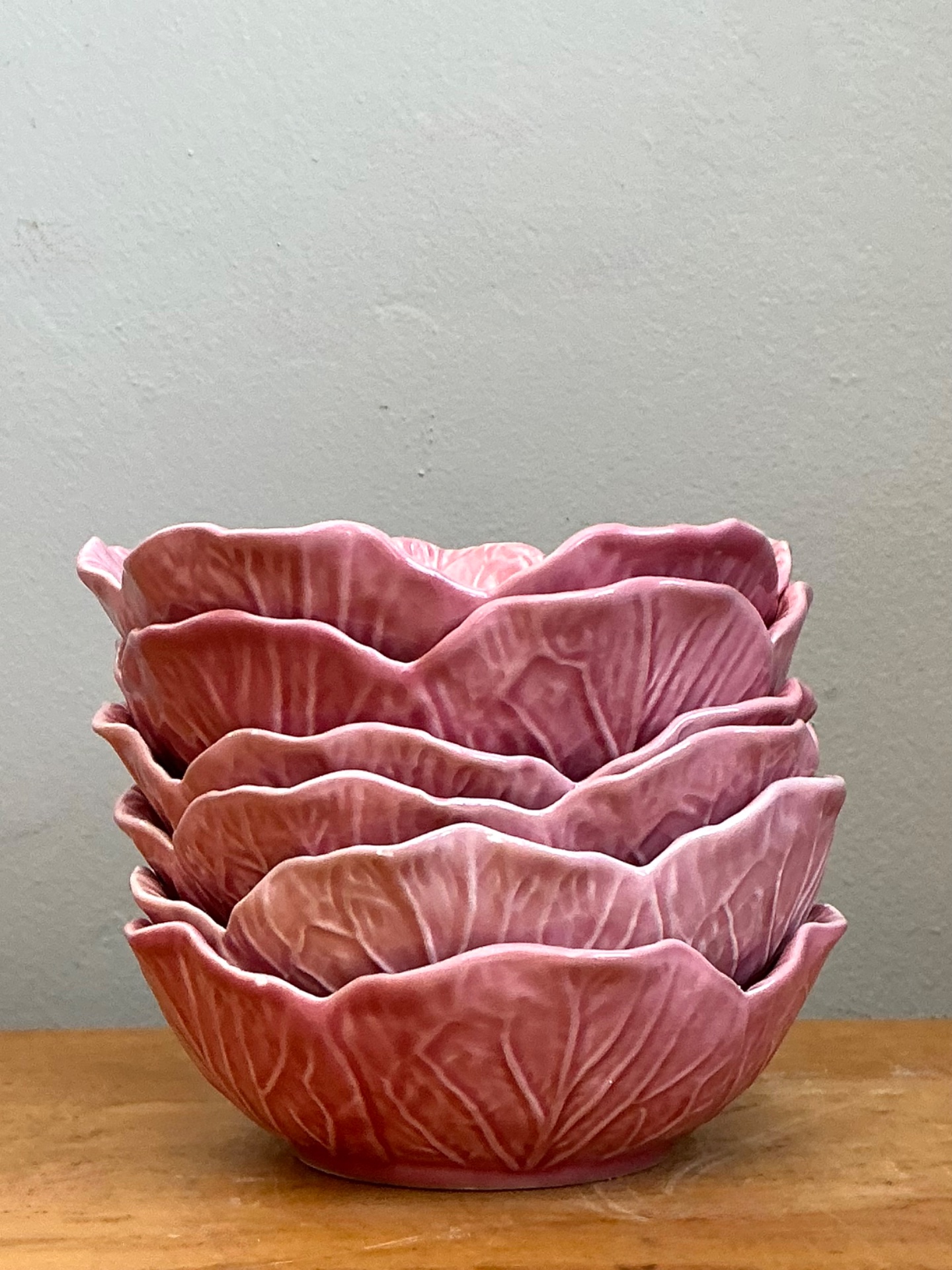 Vintage Bordallo Pinheiro Pink Cabbage Bowls - Set Of 6 - Back view