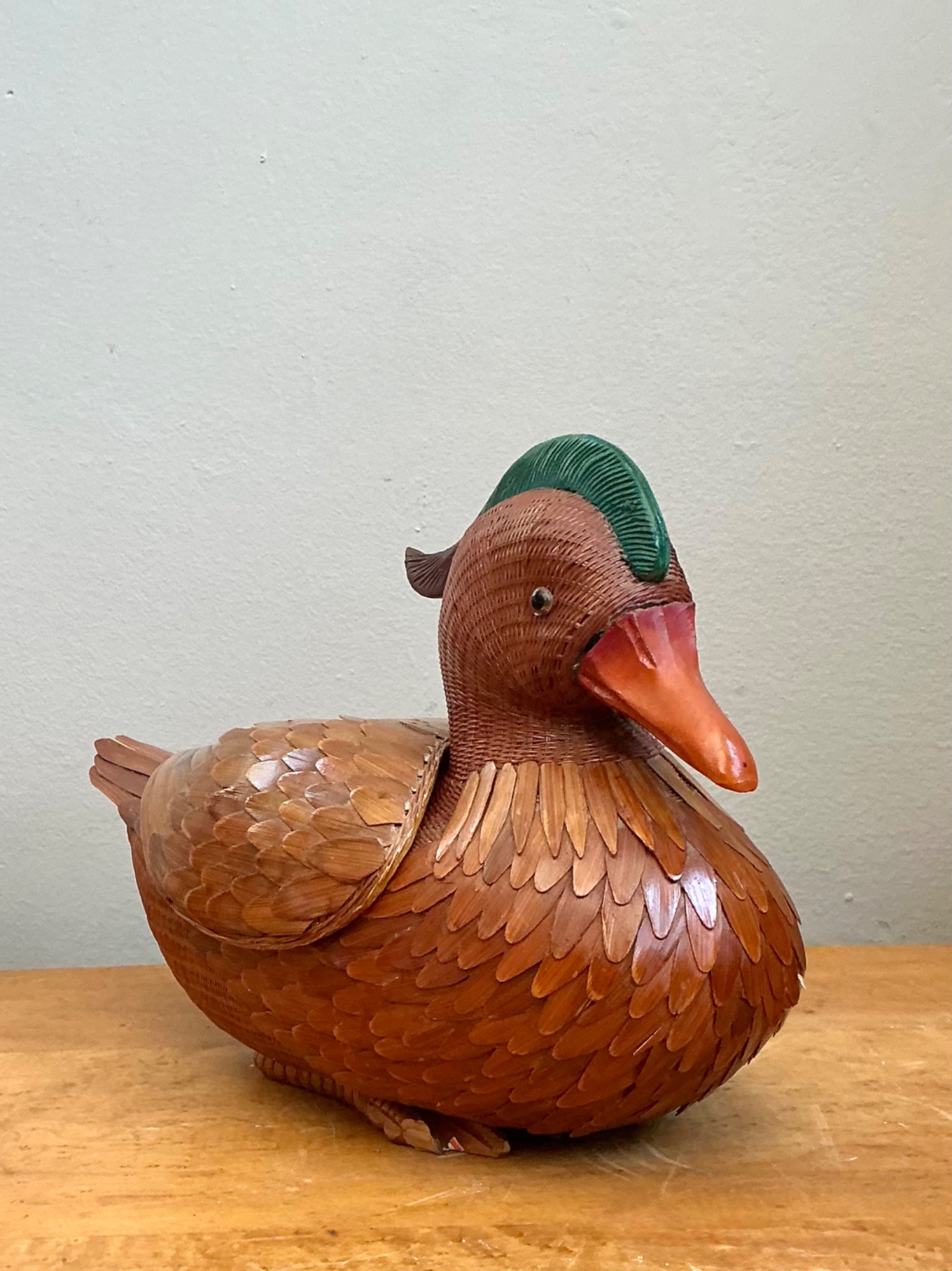 Vintage Shanghai Handicrafts woven Duck with hidden compartment under wings - Detail view