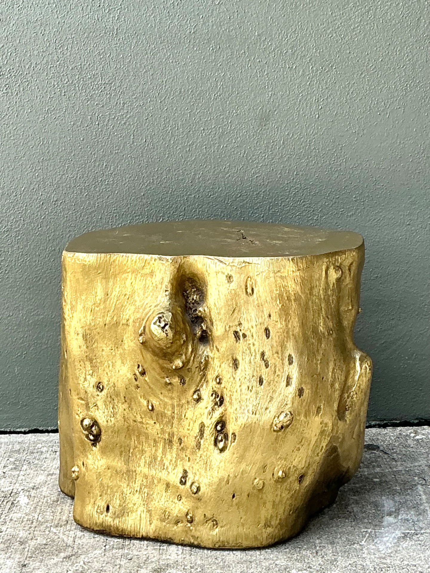 Vintage Gold Tree Trunk Side Table - Detail view