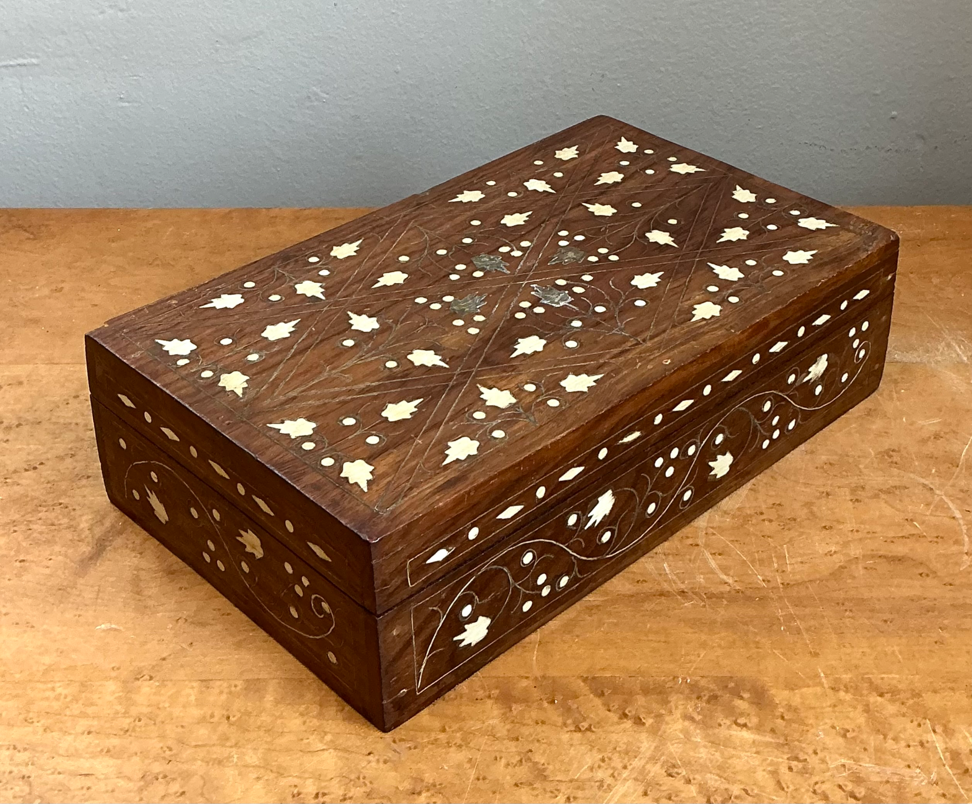 Vintage Wood and Mother of Pearl Inlay Box - Top view
