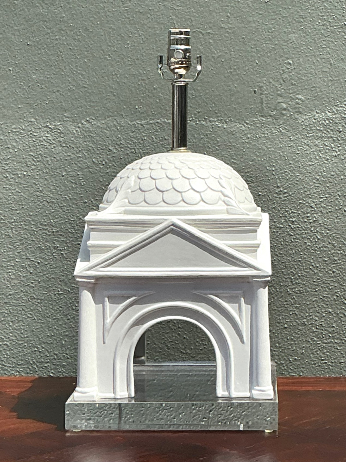 Vintage Architectural Ceramic Table Lamp - Detail view