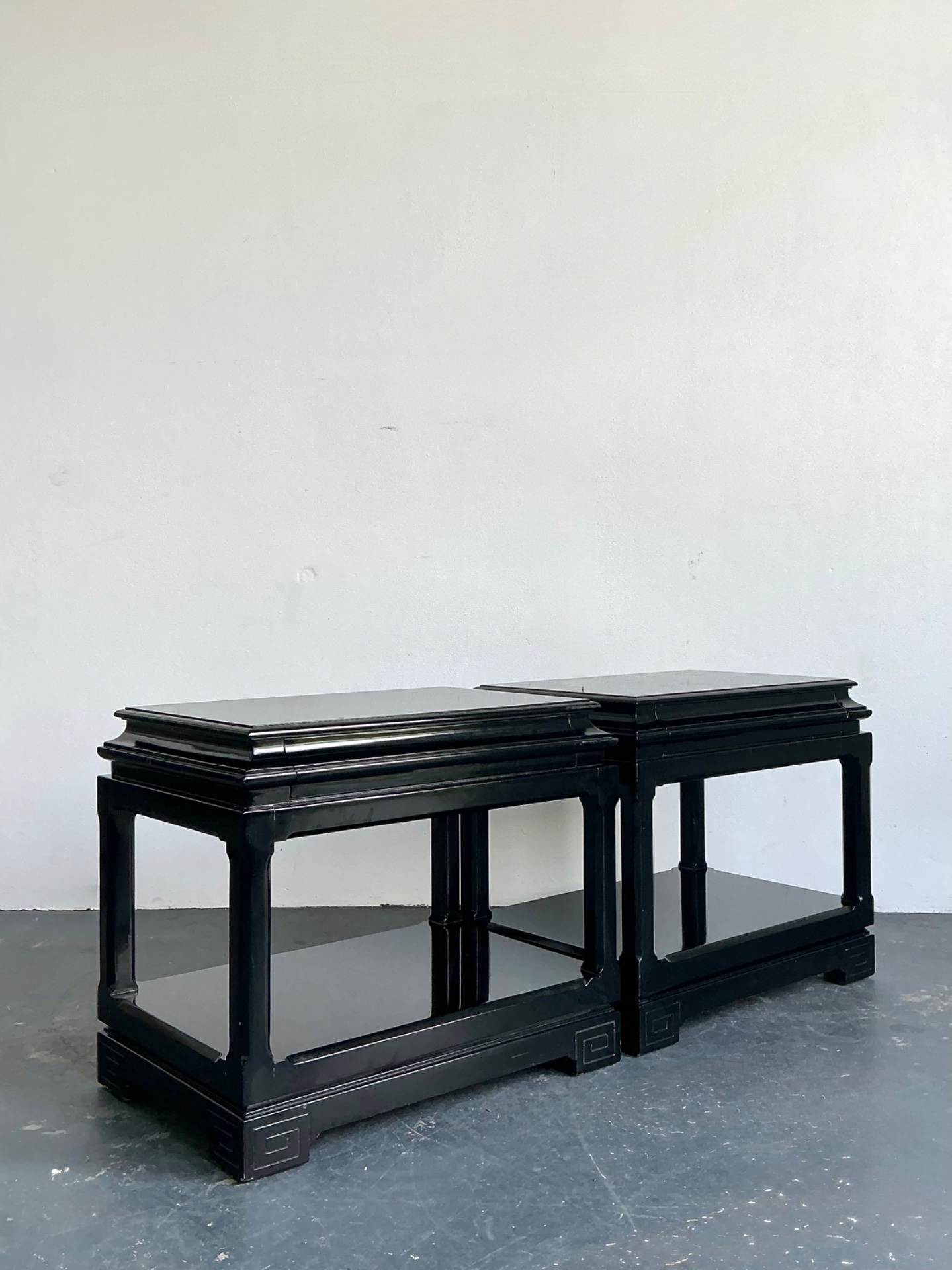 Vintage Ralph Lauren Chinoiserie Black Lacquered Side Tables - A Pair - Top view
