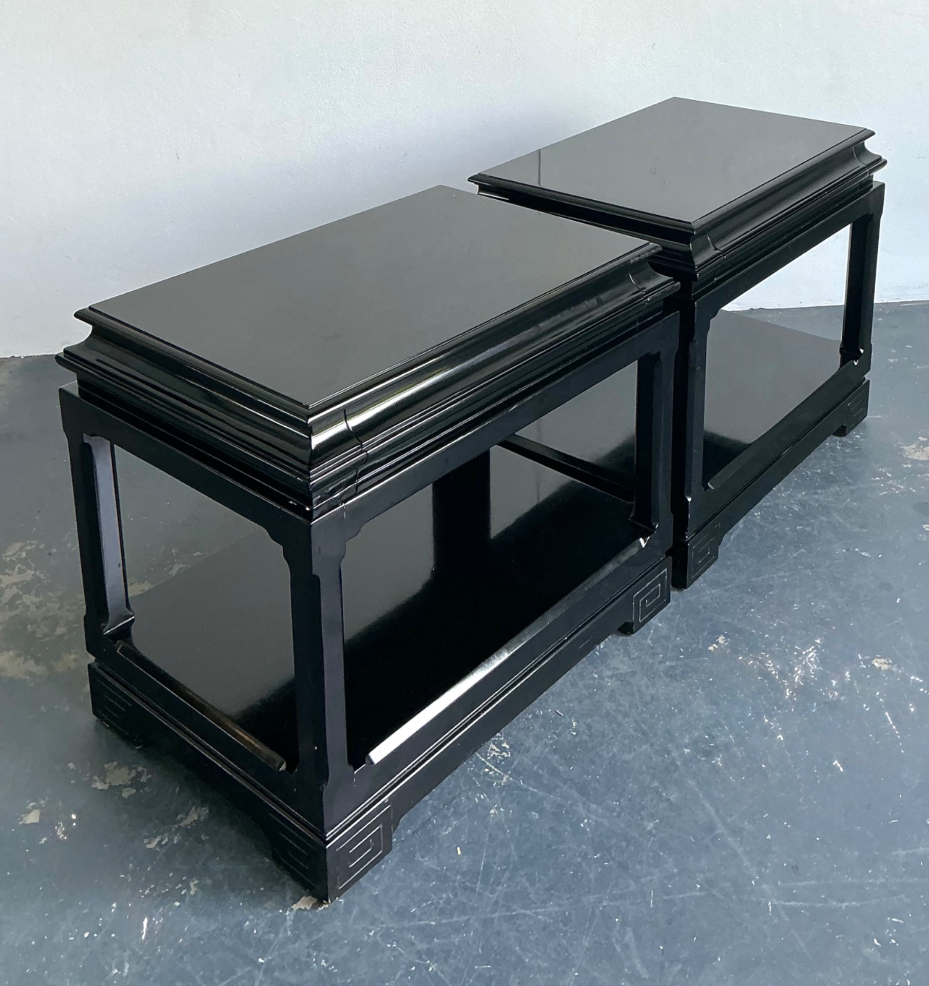 Vintage Ralph Lauren Chinoiserie Black Lacquered Side Tables - A Pair - Detail view