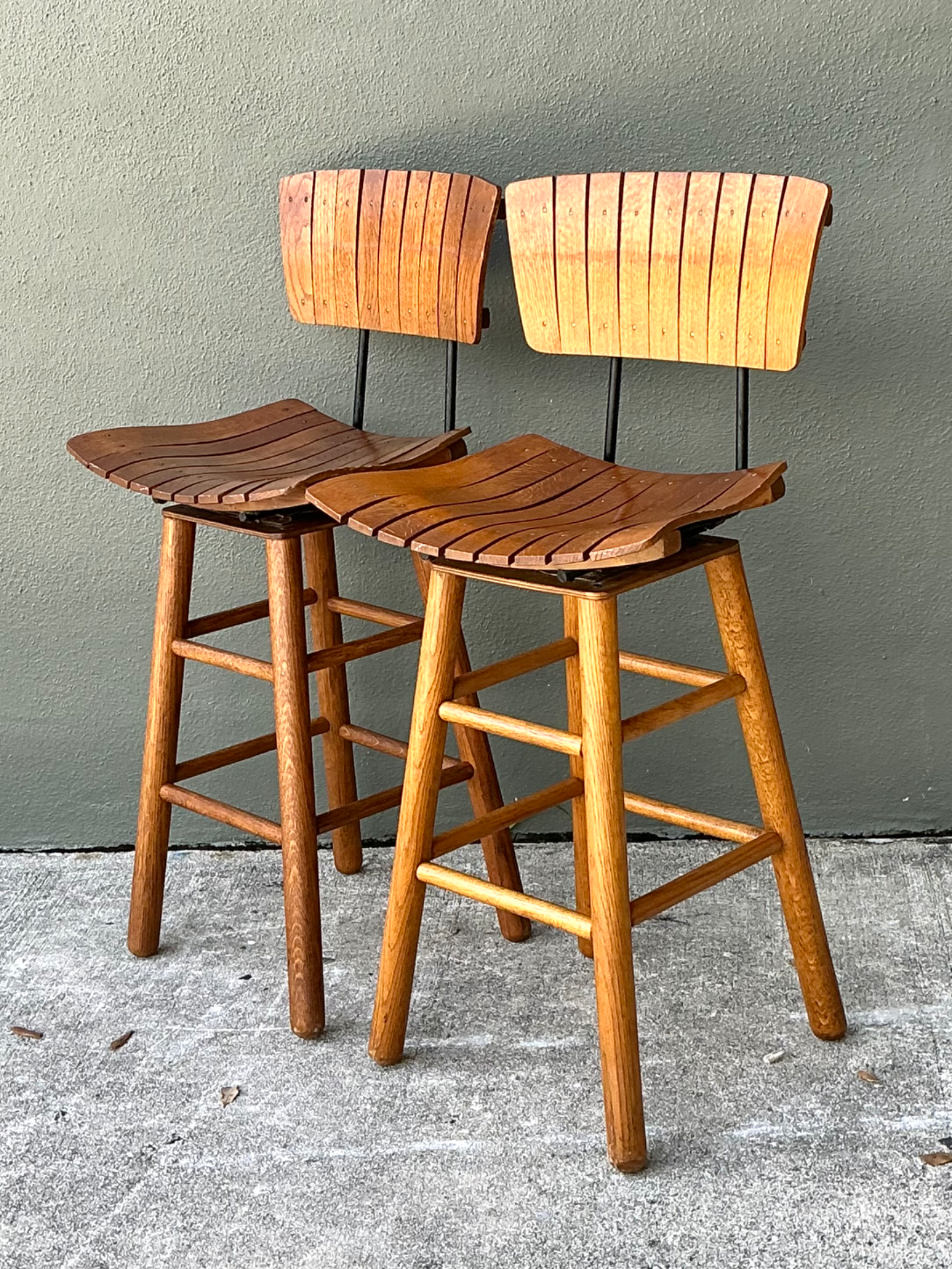 MCM Slat Back Bar Stools After Arthur Umanoff - Pair - Top view