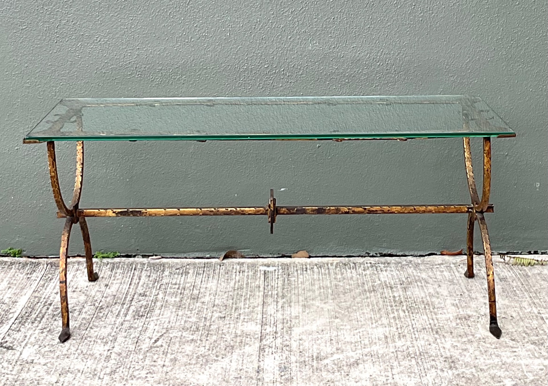 Vintage Hammered Iron and Glass Coffee Table - Detail view