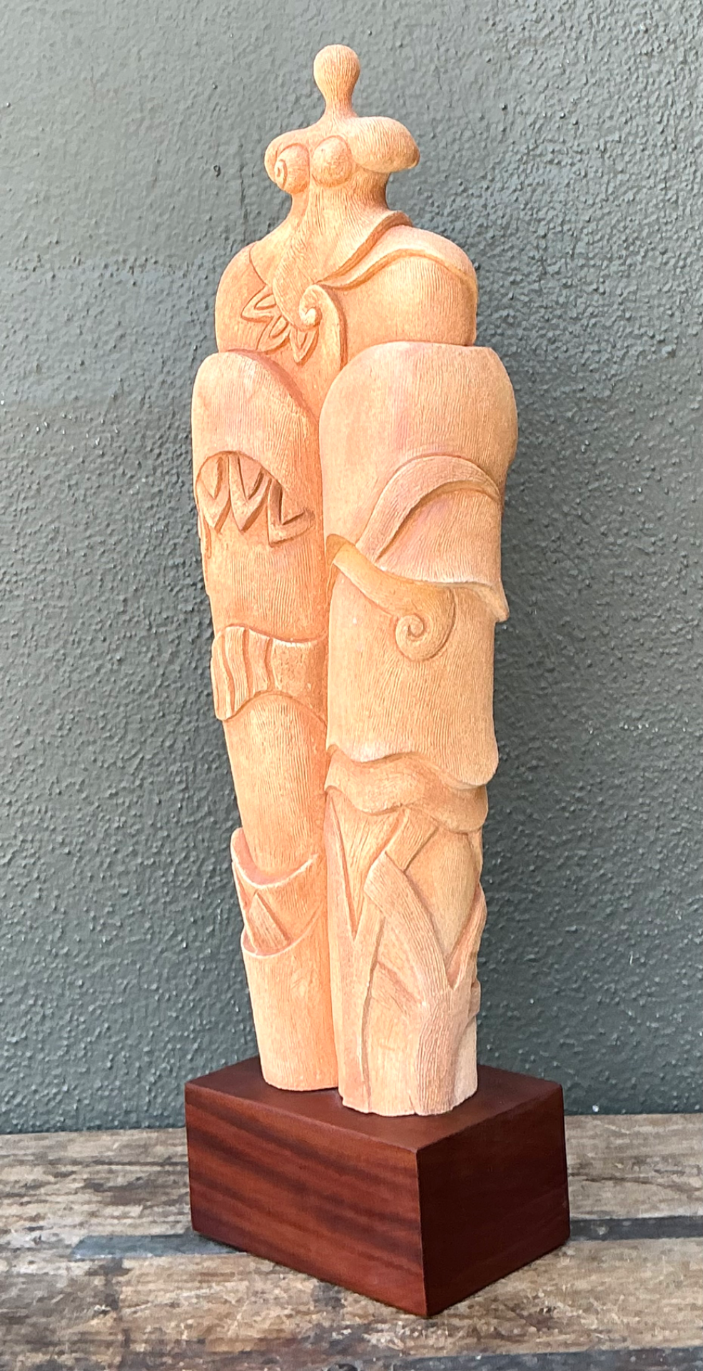 Vintage Ceramic Abstract Figurative Sculpture - Detail view