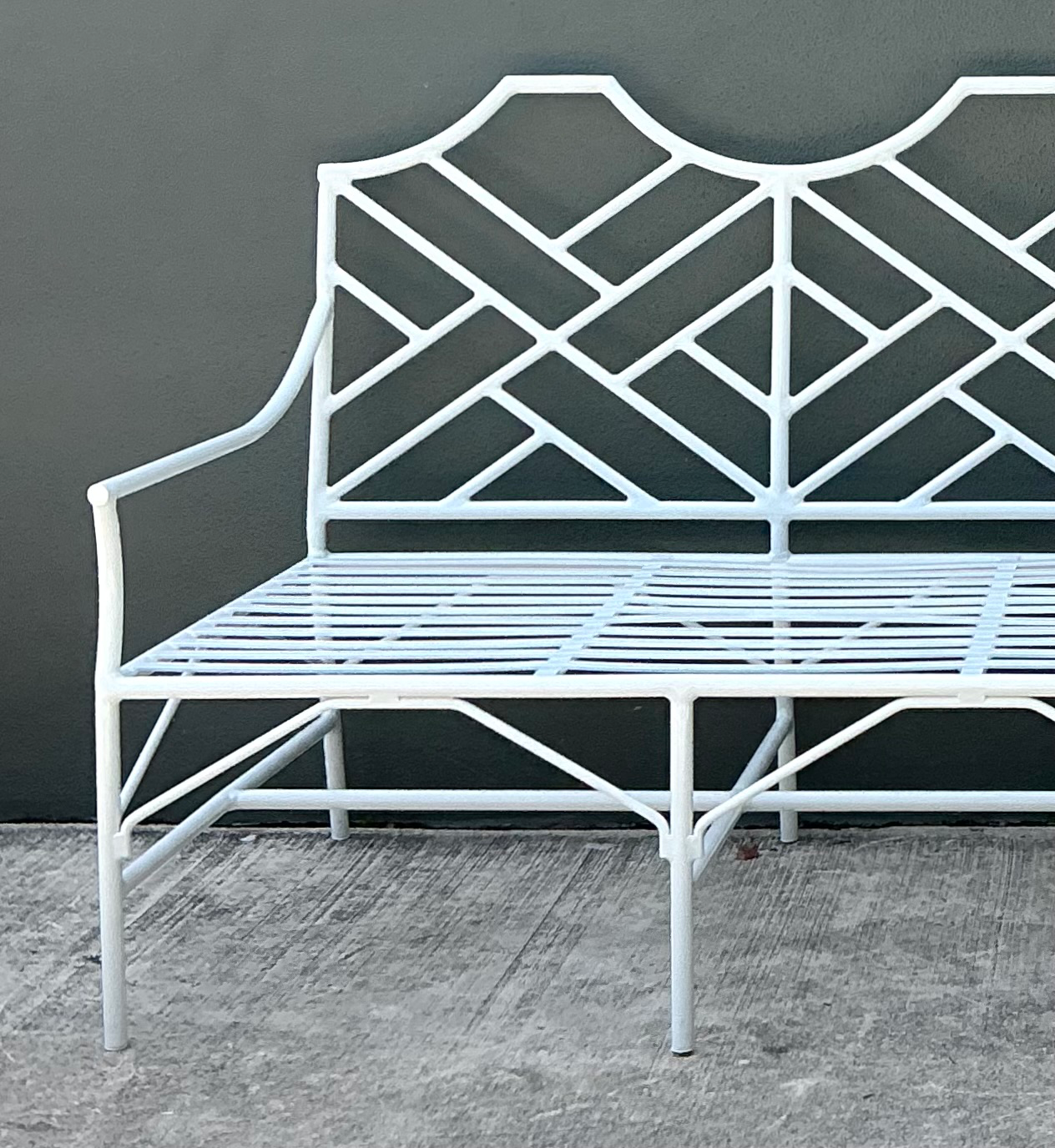 Vintage Outdoor Chinese Chippendale Cast Aluminum Sofa - Detail view