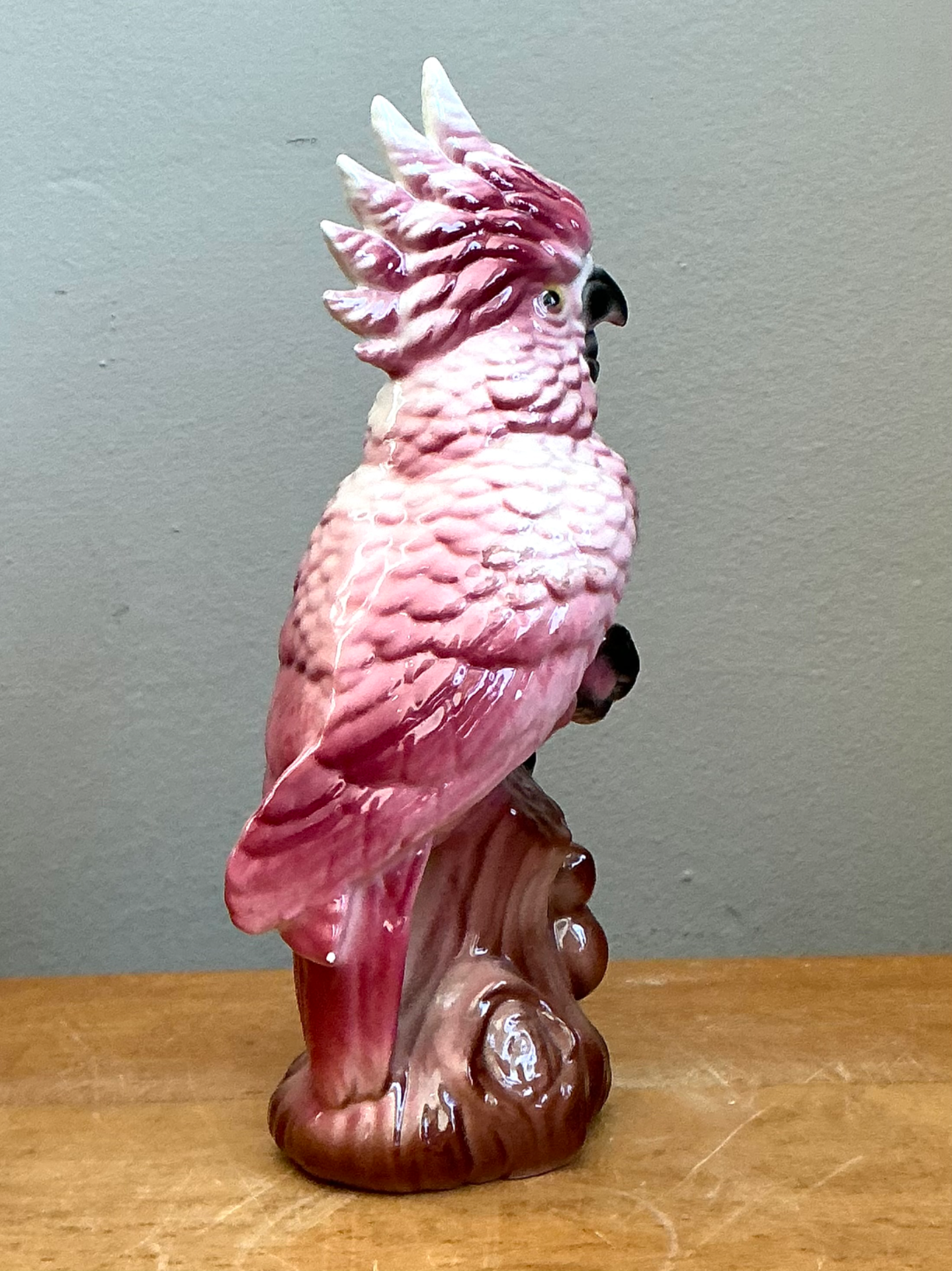 Vintage Ceramic Cockatoo Figurine - Detail view