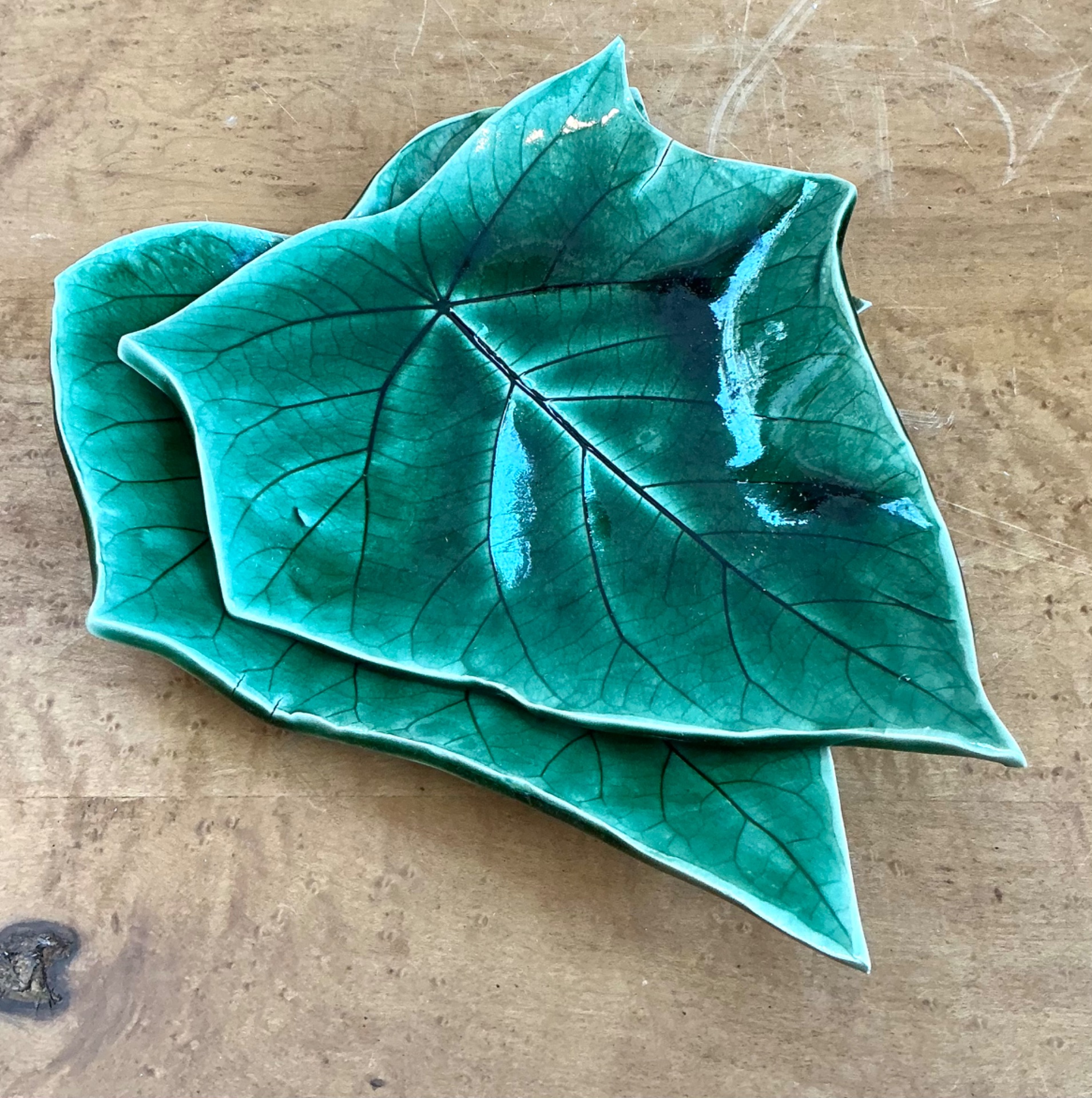 Vintage Glazed Ceramic Leaf Plates - Set of 2 - Side view