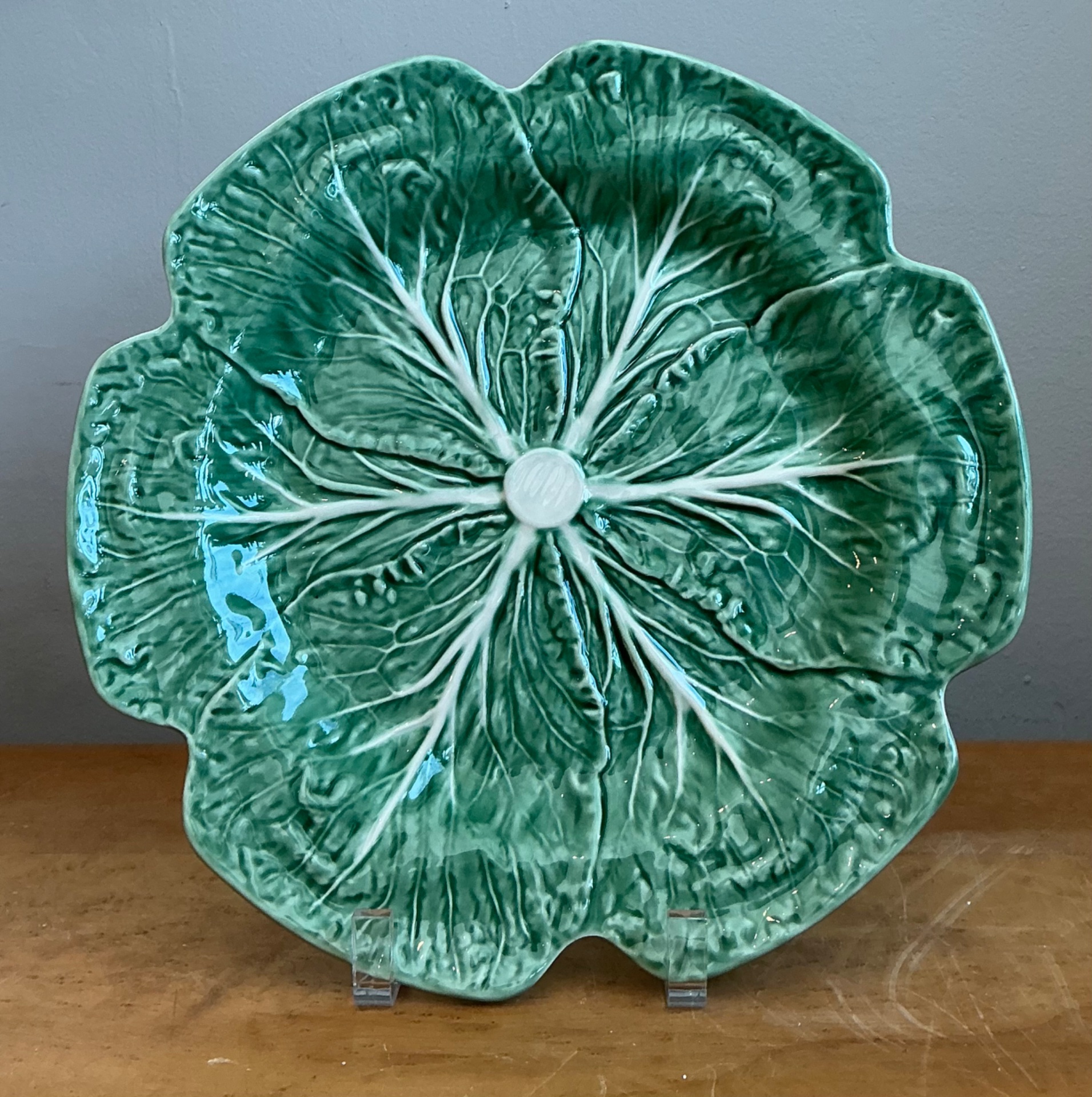 Vintage Bordallo Pinheiro Green Cabbage Leaf Dinner Plates - Set Of Three - Back view