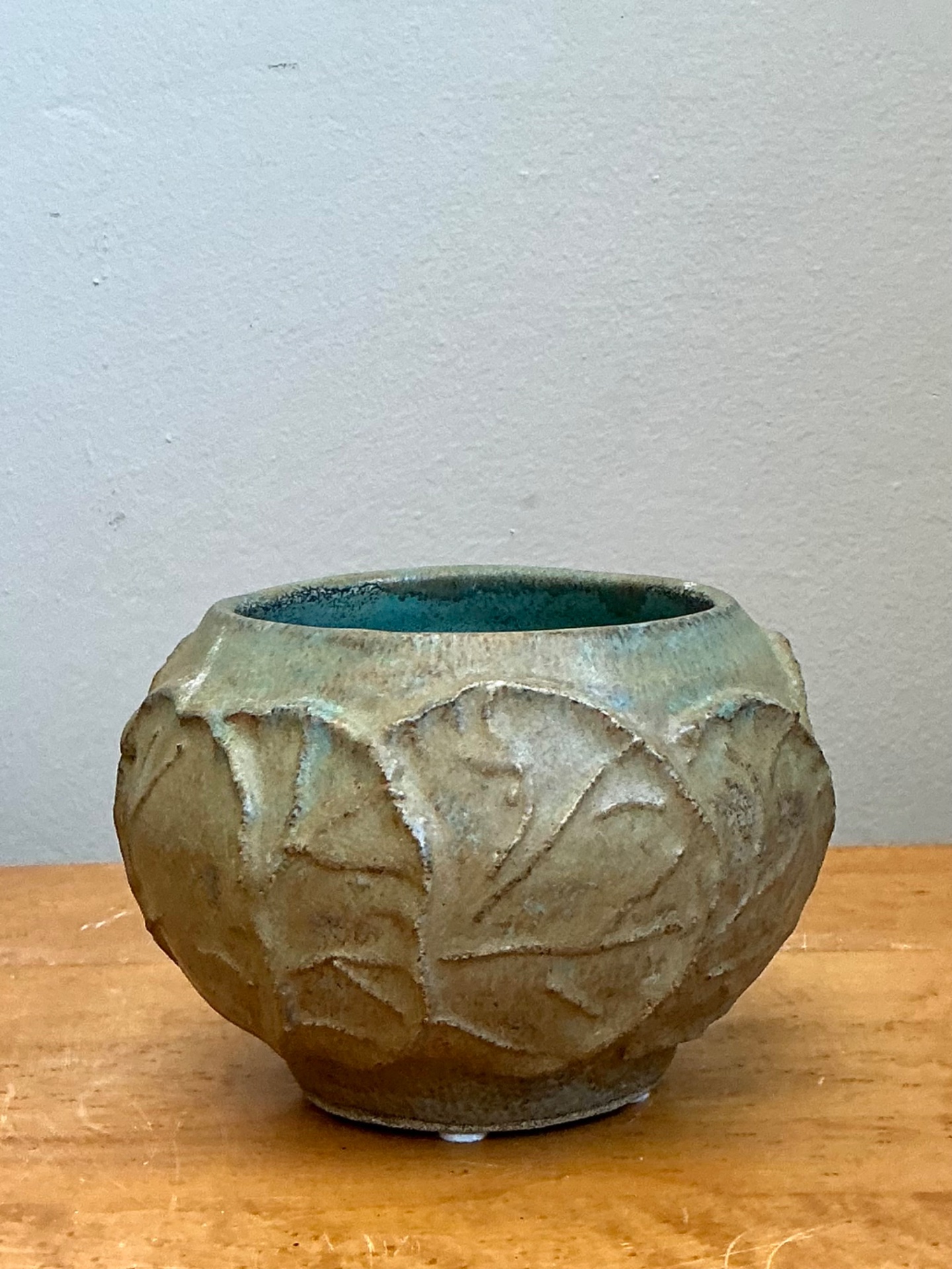 Vintage Lily Pad Motif Ceramic Bowl - Side view