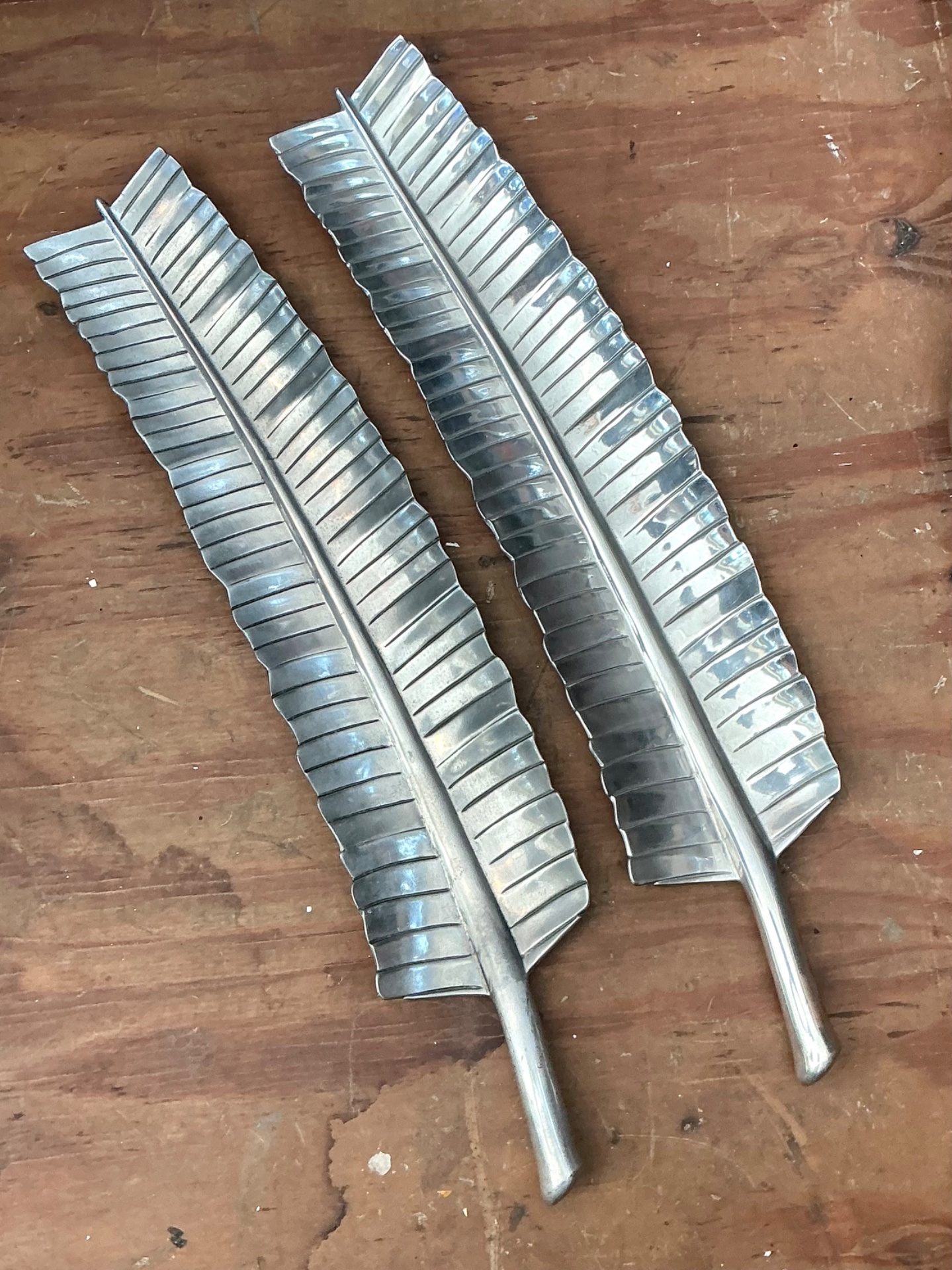 Vintage Aluminum Banana Leaf Platters - Set of 2 - Top view