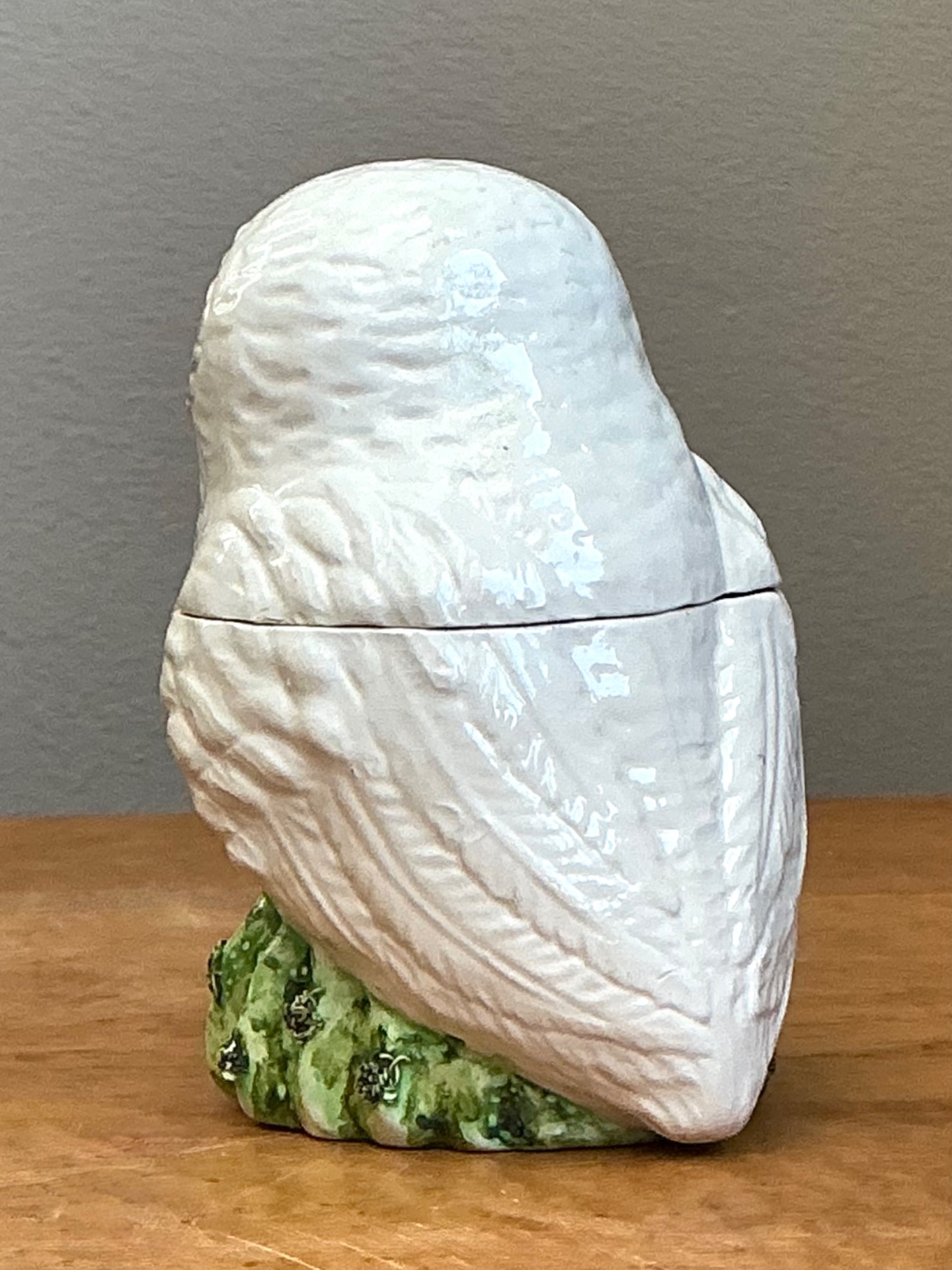 Vintage Italian Owl Ceramic Lidded Trinket Box - Back view