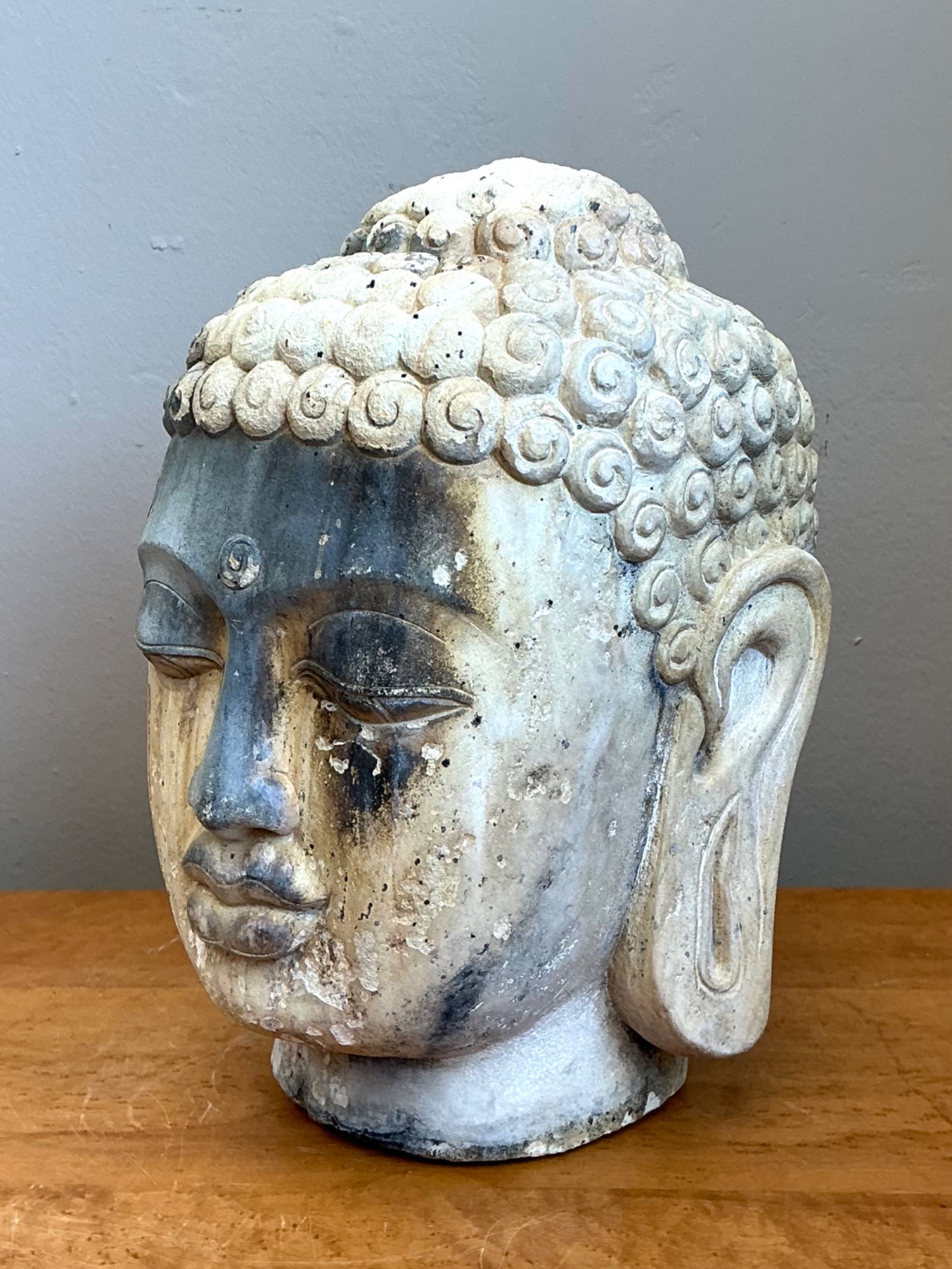 Vintage Buddha Head Sculpture - Detail view