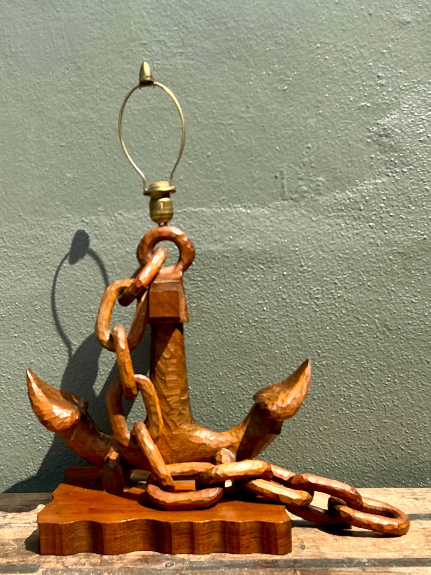 Vintage Hand Carved Anchor With Chain Lamp - Detail view