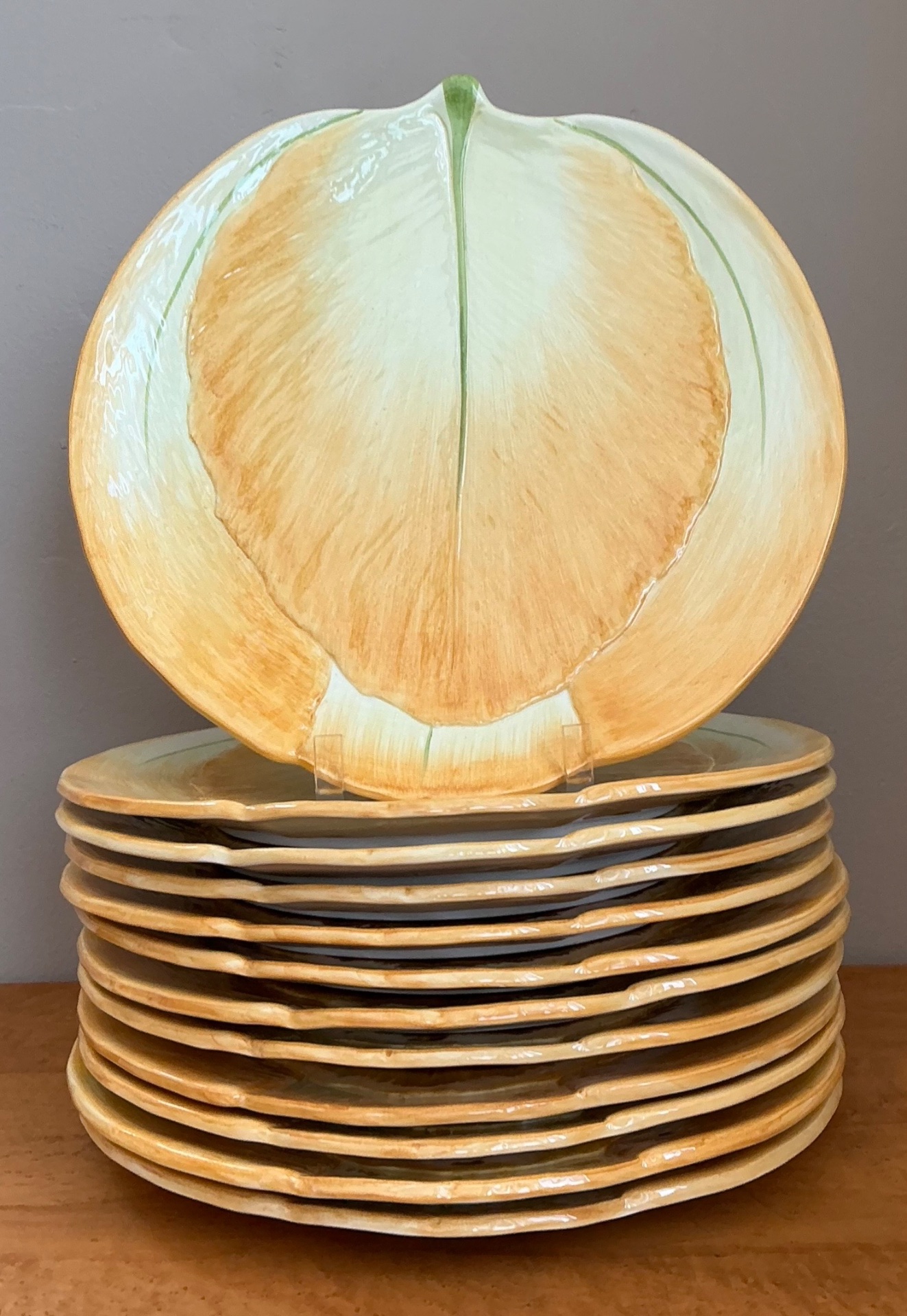 Vintage Italian Botanical Ceramic Dinner Plates - Set of 12 - Back view