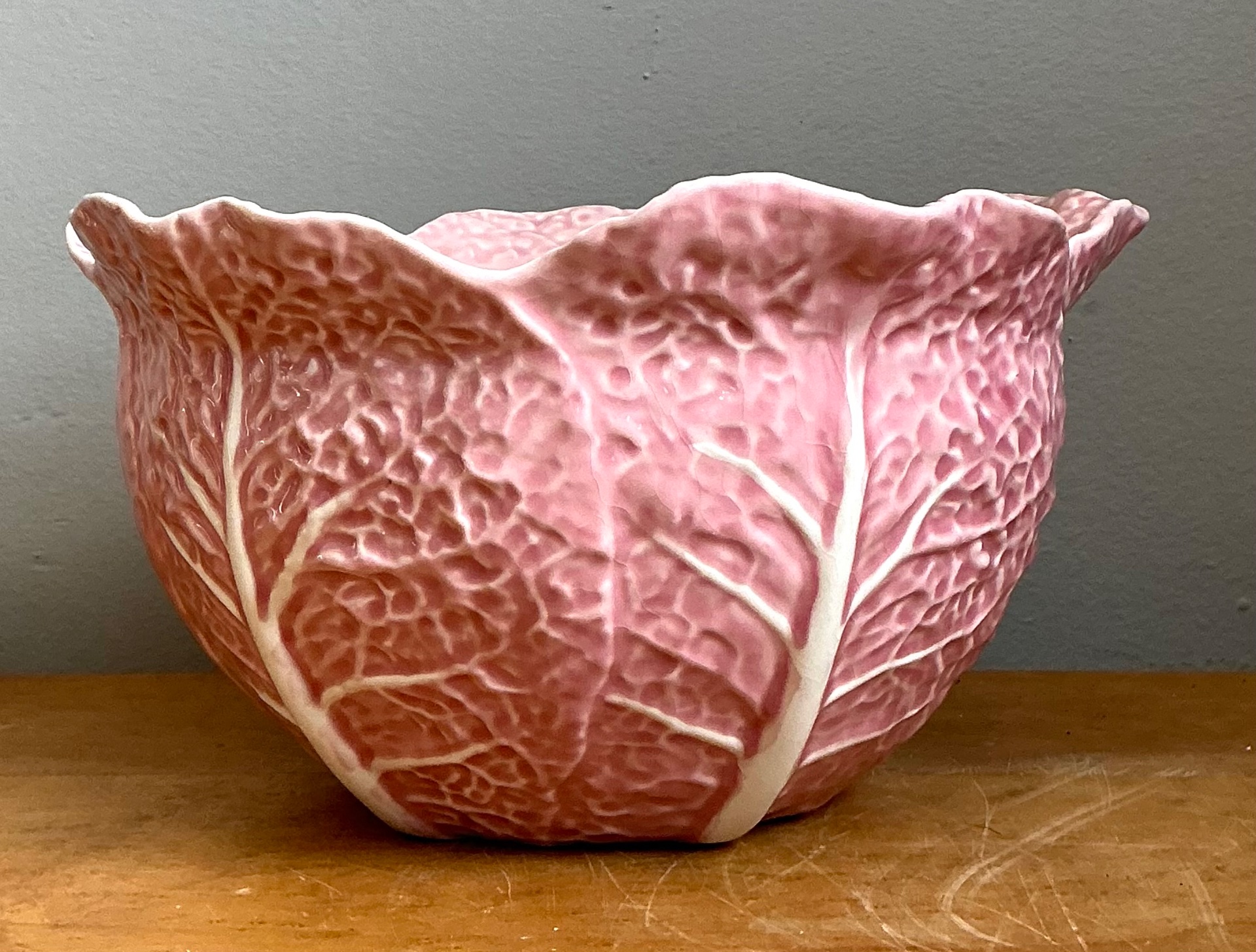Vintage Bordallo Pinheiro Pink Cabbage Leaf Bowl - Back view