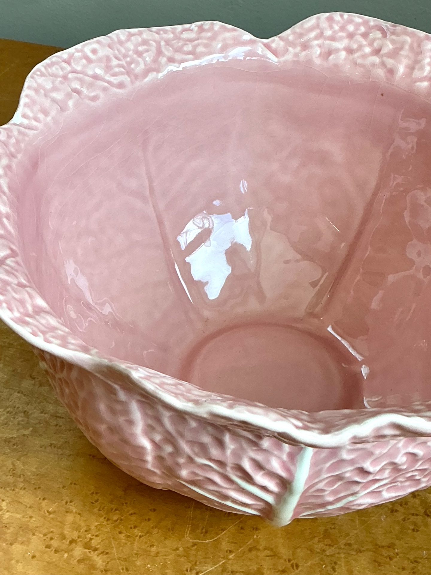 Vintage Bordallo Pinheiro Pink Cabbage Leaf Bowl - Side view