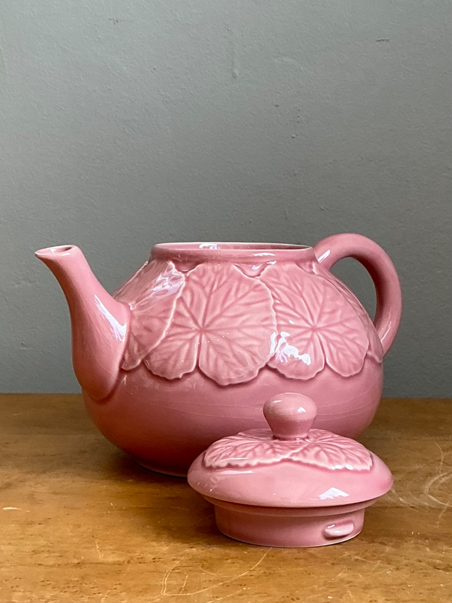 Vintage Bordallo Pinheiro Pink Cabbage Leaf Ceramic Teapot - Top view
