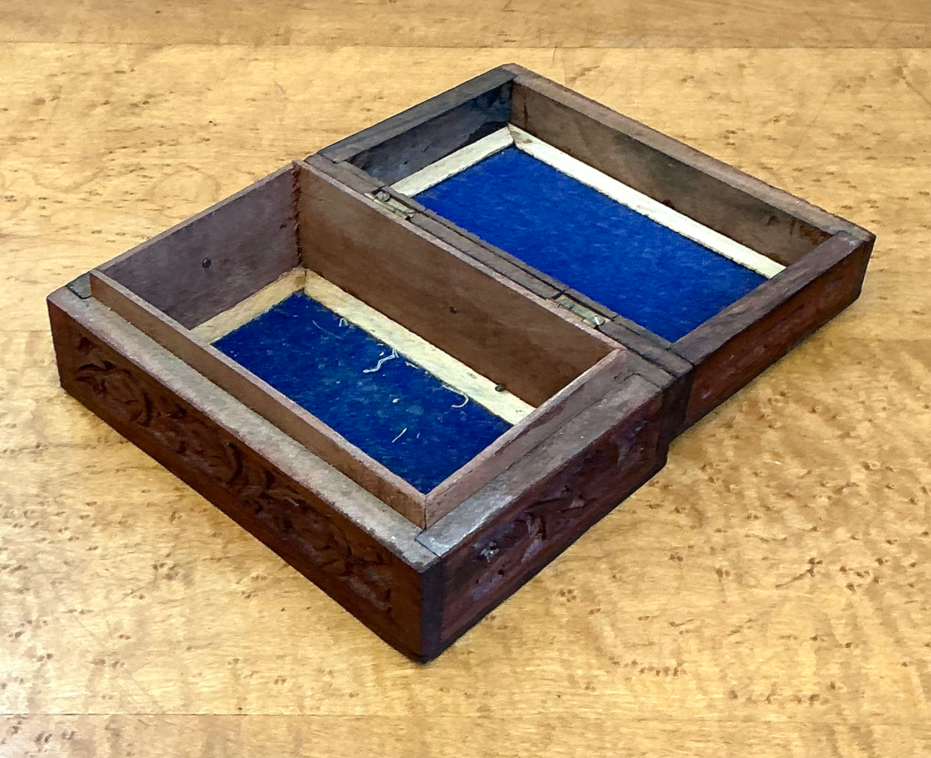 Vintage Carved Wood Trinket Box - Back view