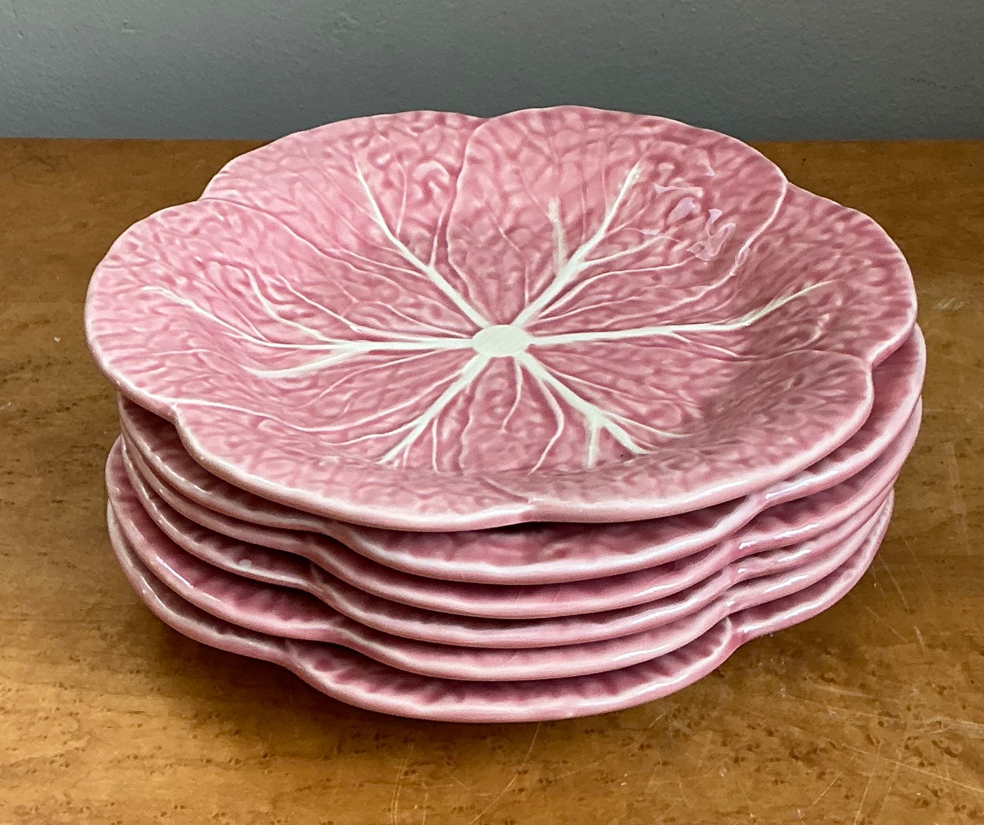 Vintage Bordallo Pinheiro Pink Cabbage Leaf Plates - Set of 6 - Back view